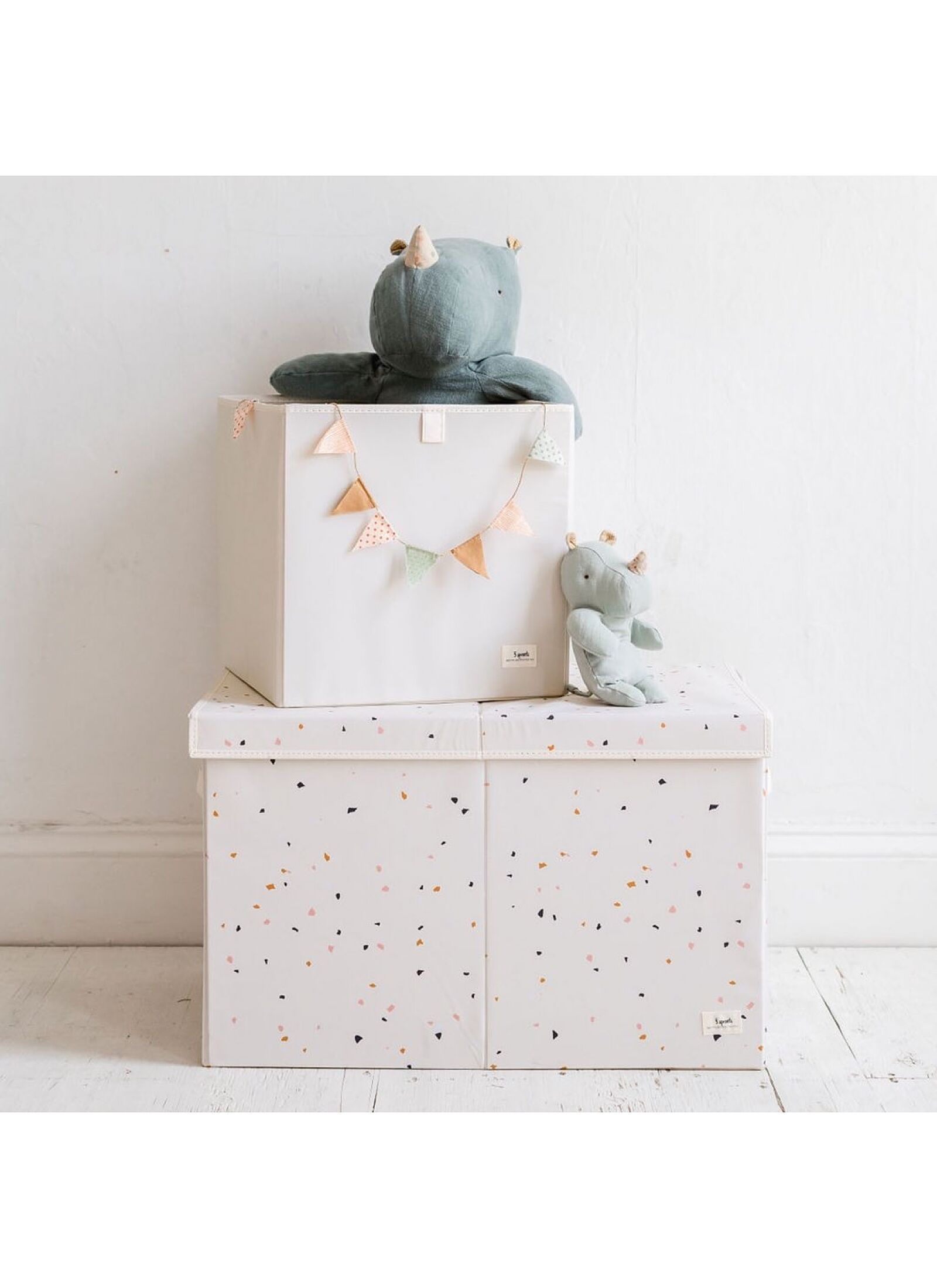 STRORAGE BOX CLAY
