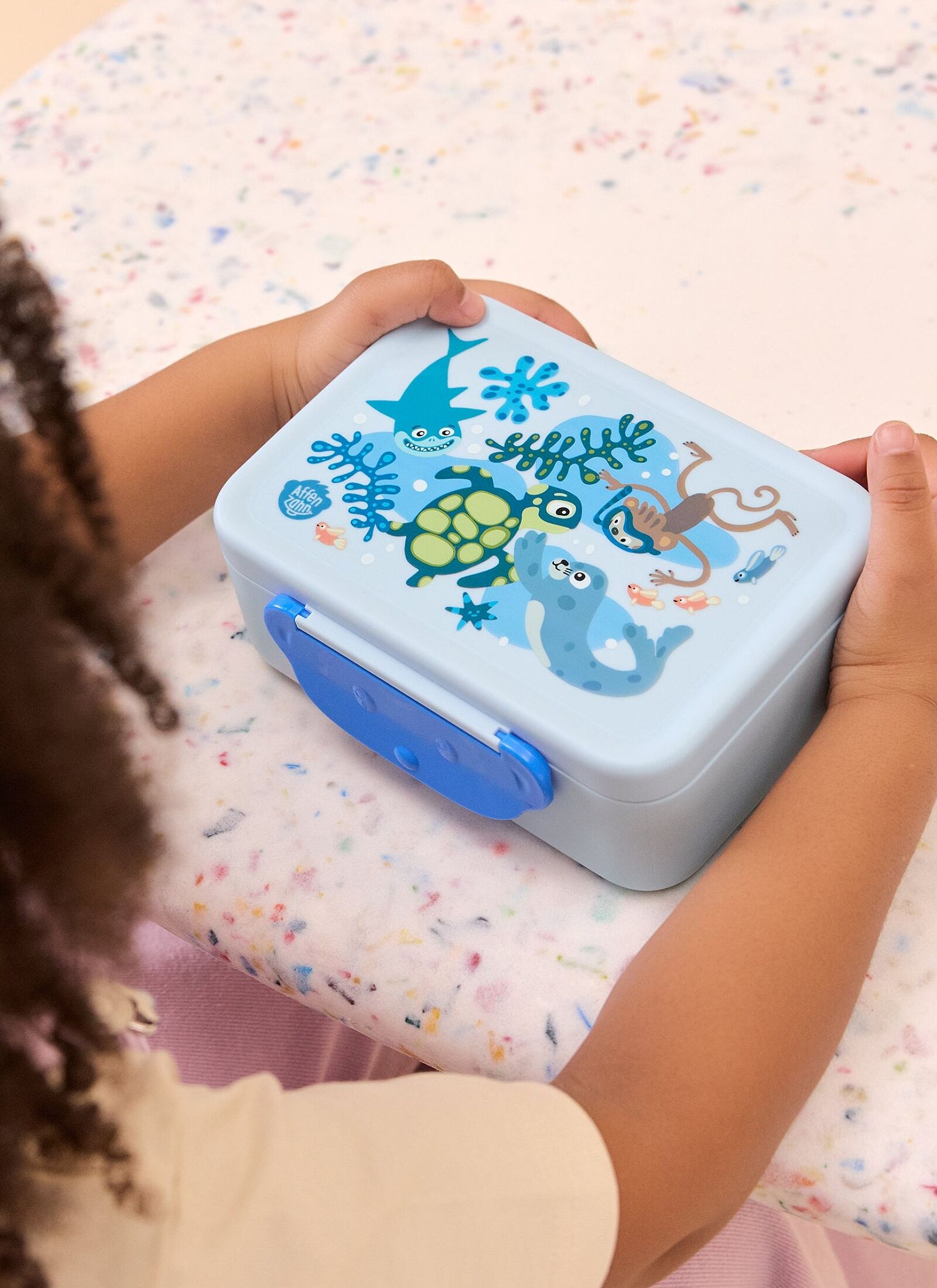 LUNCH BOX UNBELIEVABLE UNDERWATER WORLD