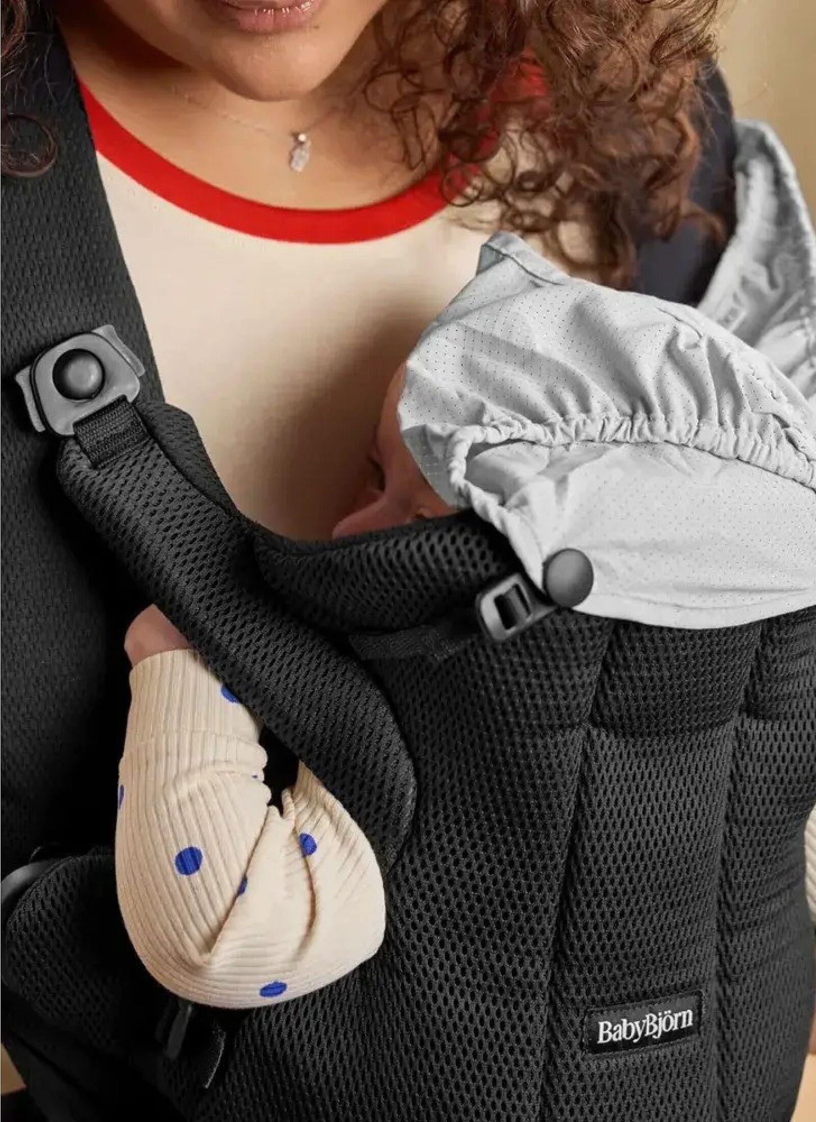 BABY CARRIER HOLD MESH BLACK