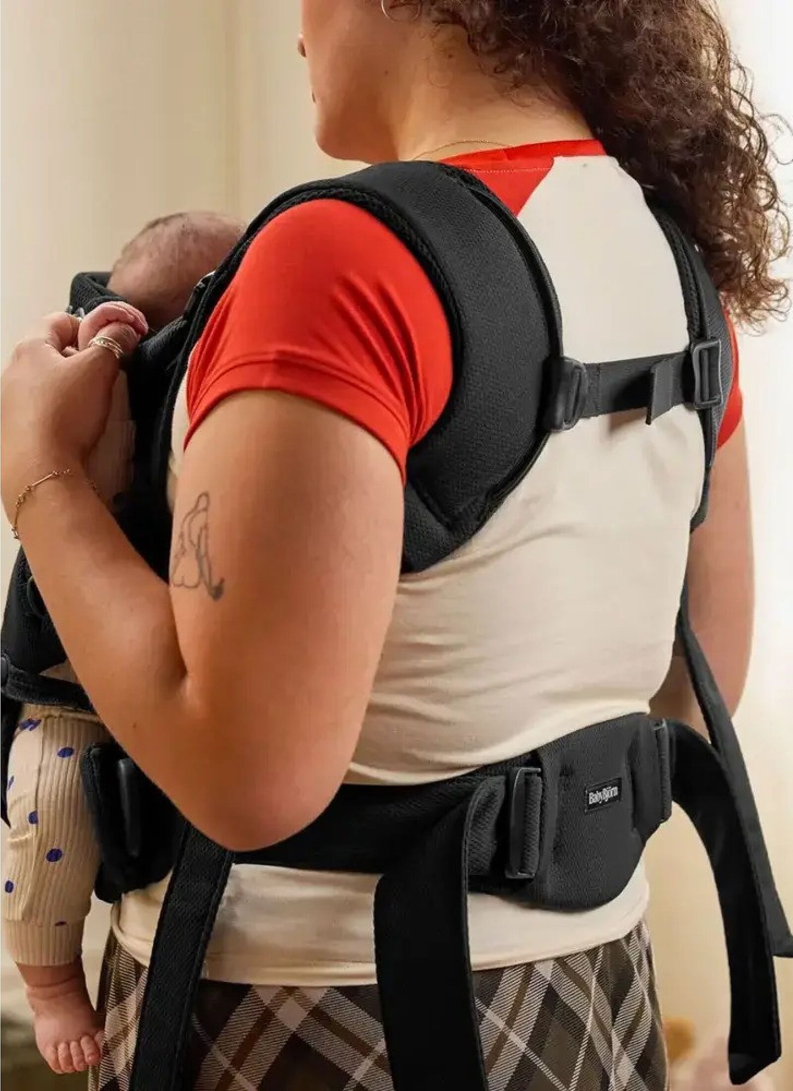 BABY CARRIER HOLD MESH BLACK