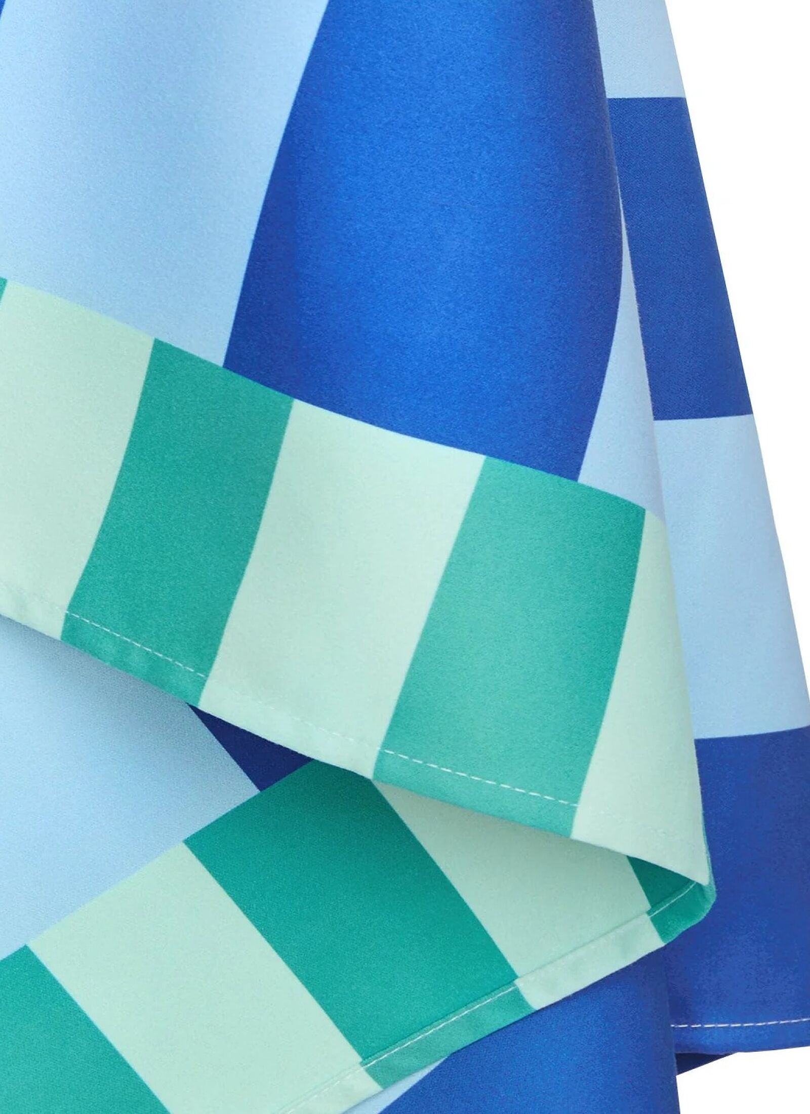 BEACH TOWEL BLUE SKY