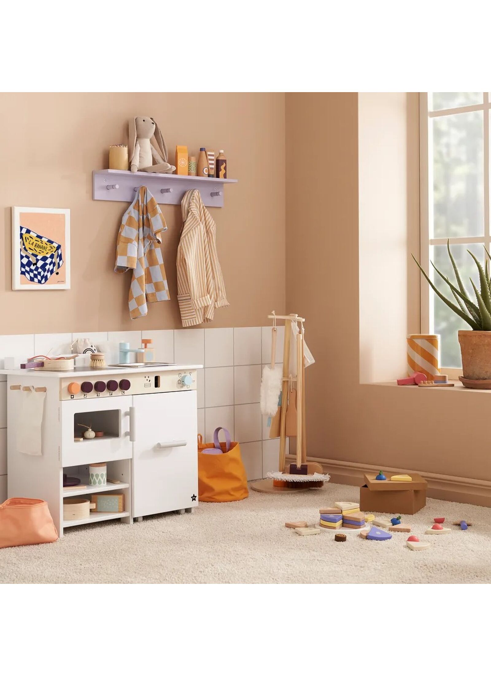 WOODEN CLEANING SET