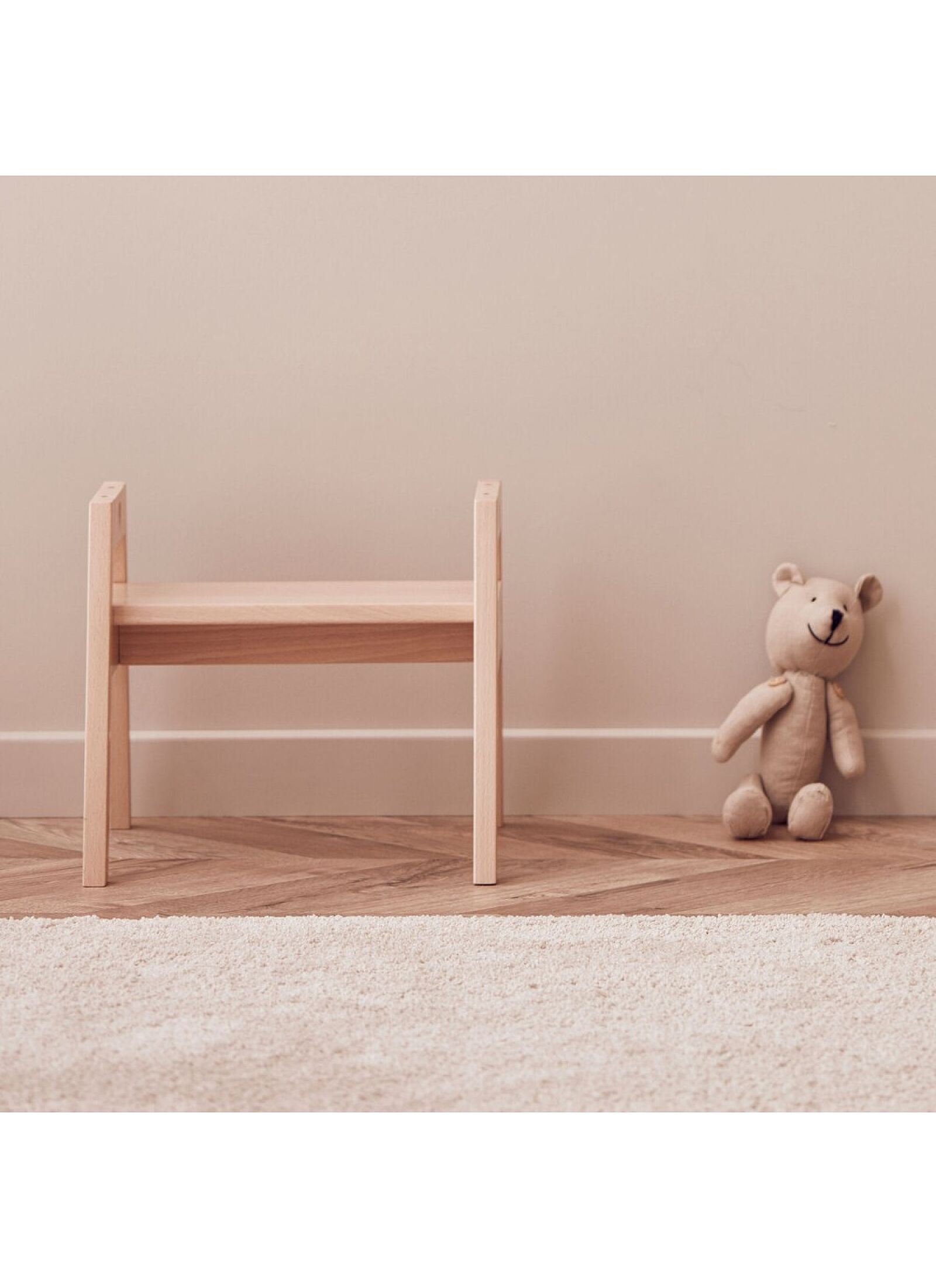 STOOL SAGA NATURAL