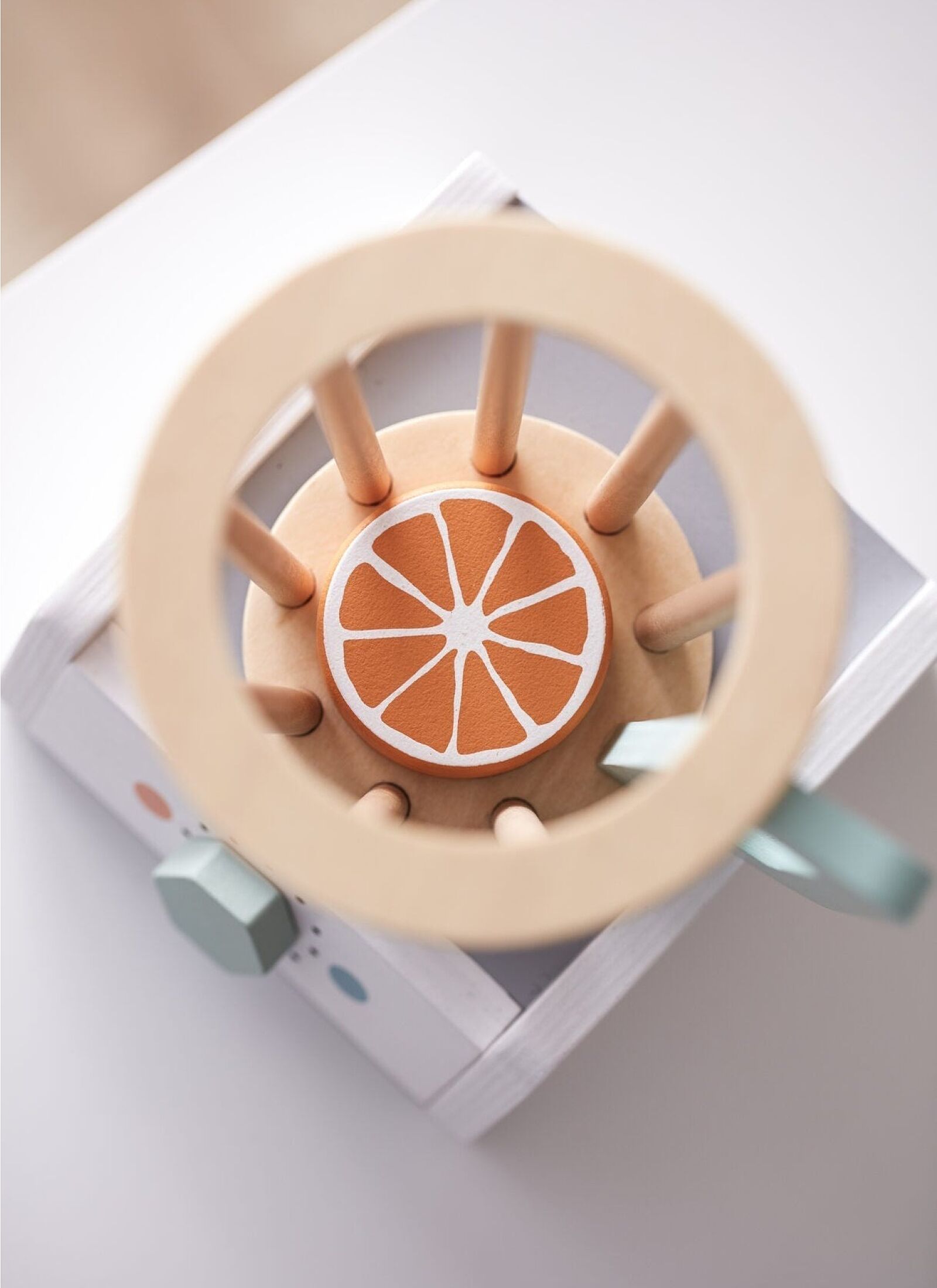 WOODEN BLENDER