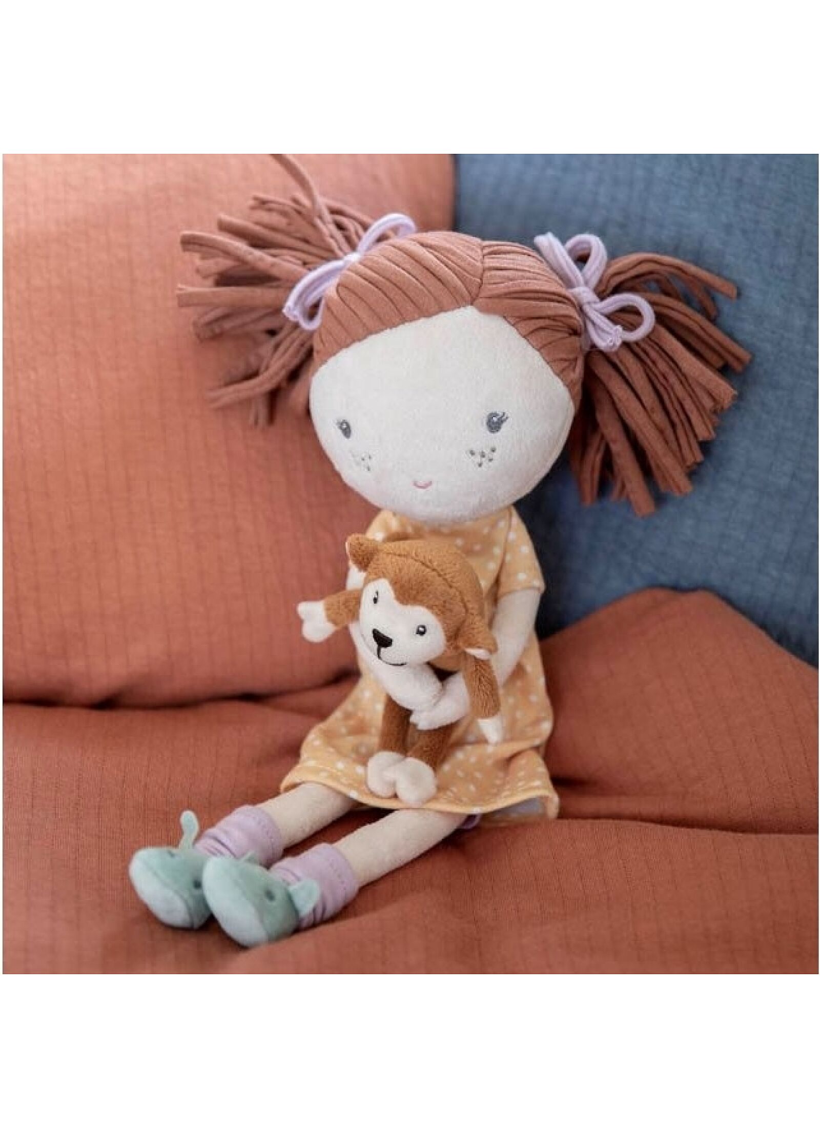 MEDIUM DOLL SOPHIA