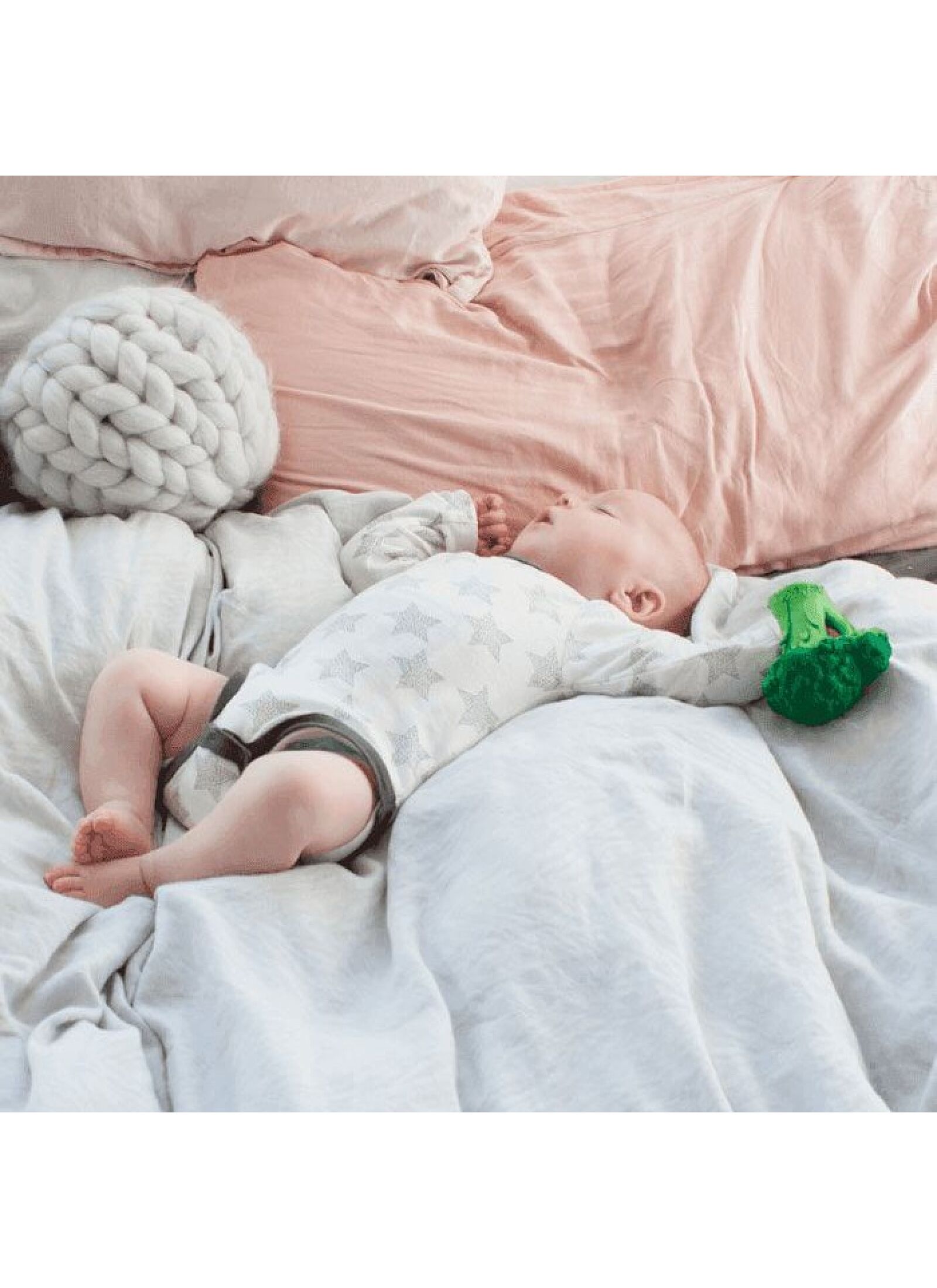 TEETHER BRUCY THE BROCCOLI