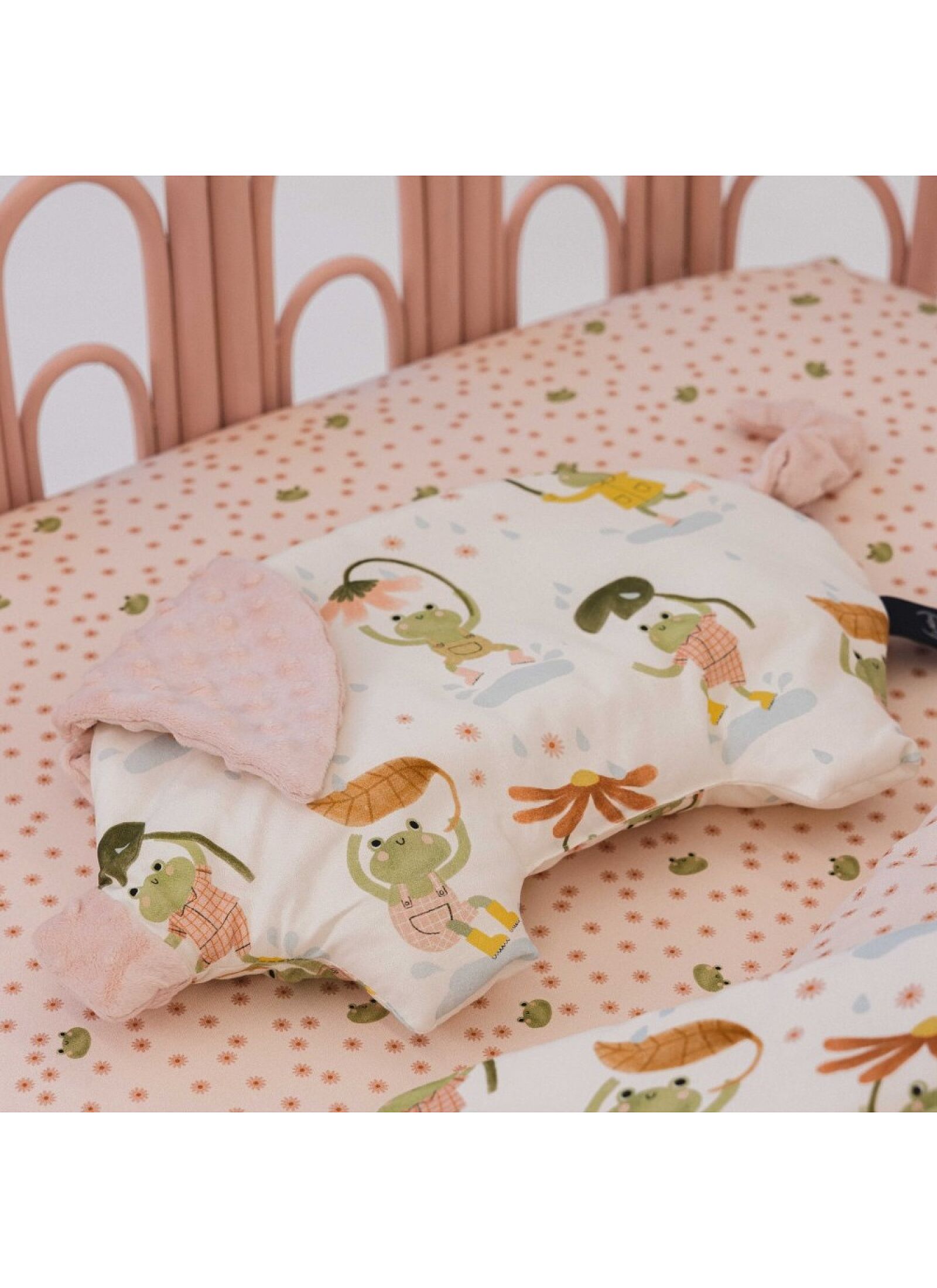 BABY PILLOW SLEEPY PIG BERRY HENRY ECRU