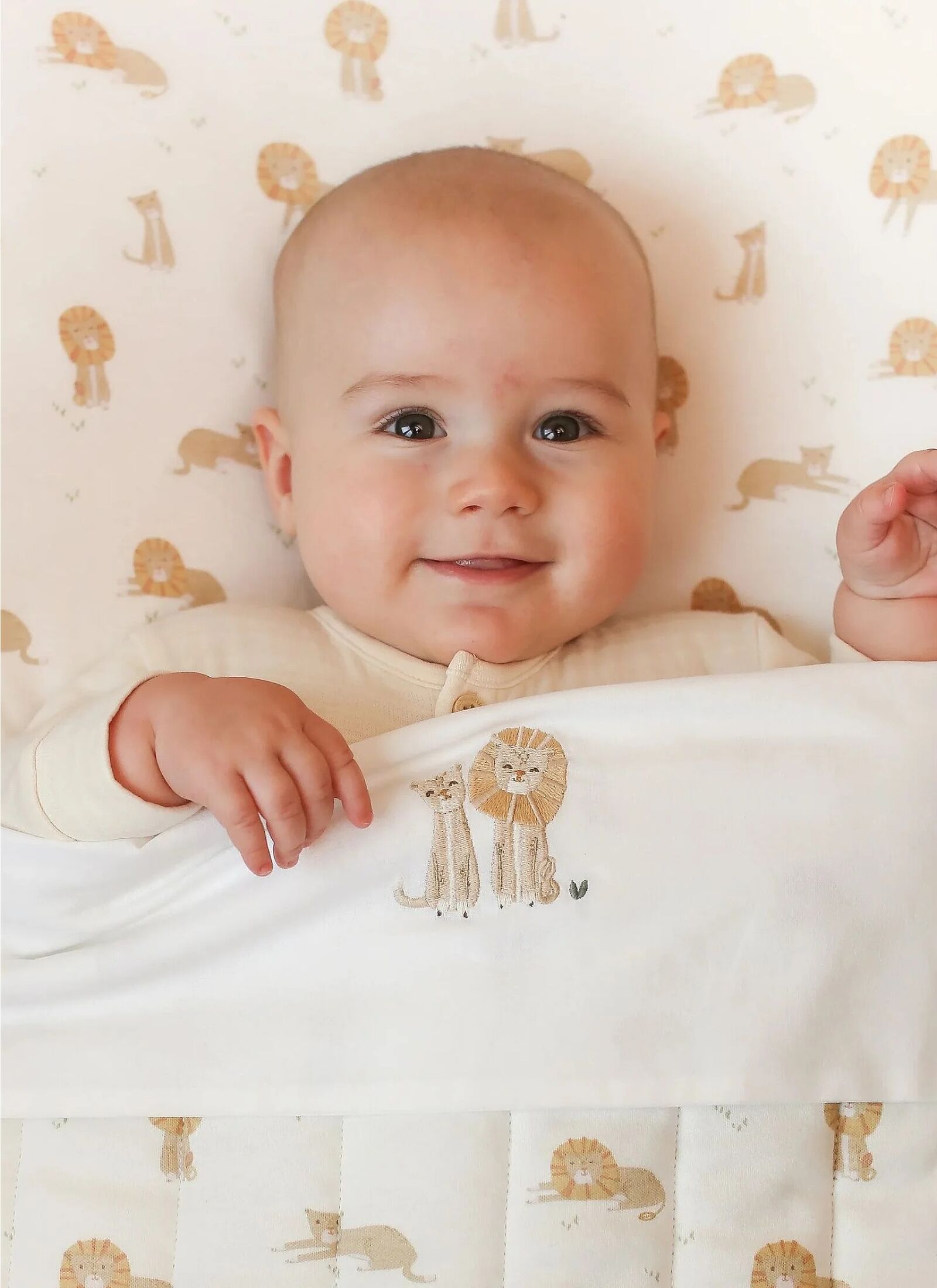QUILTED  CRADLE BLANKET (70X100) SAFARI LEO