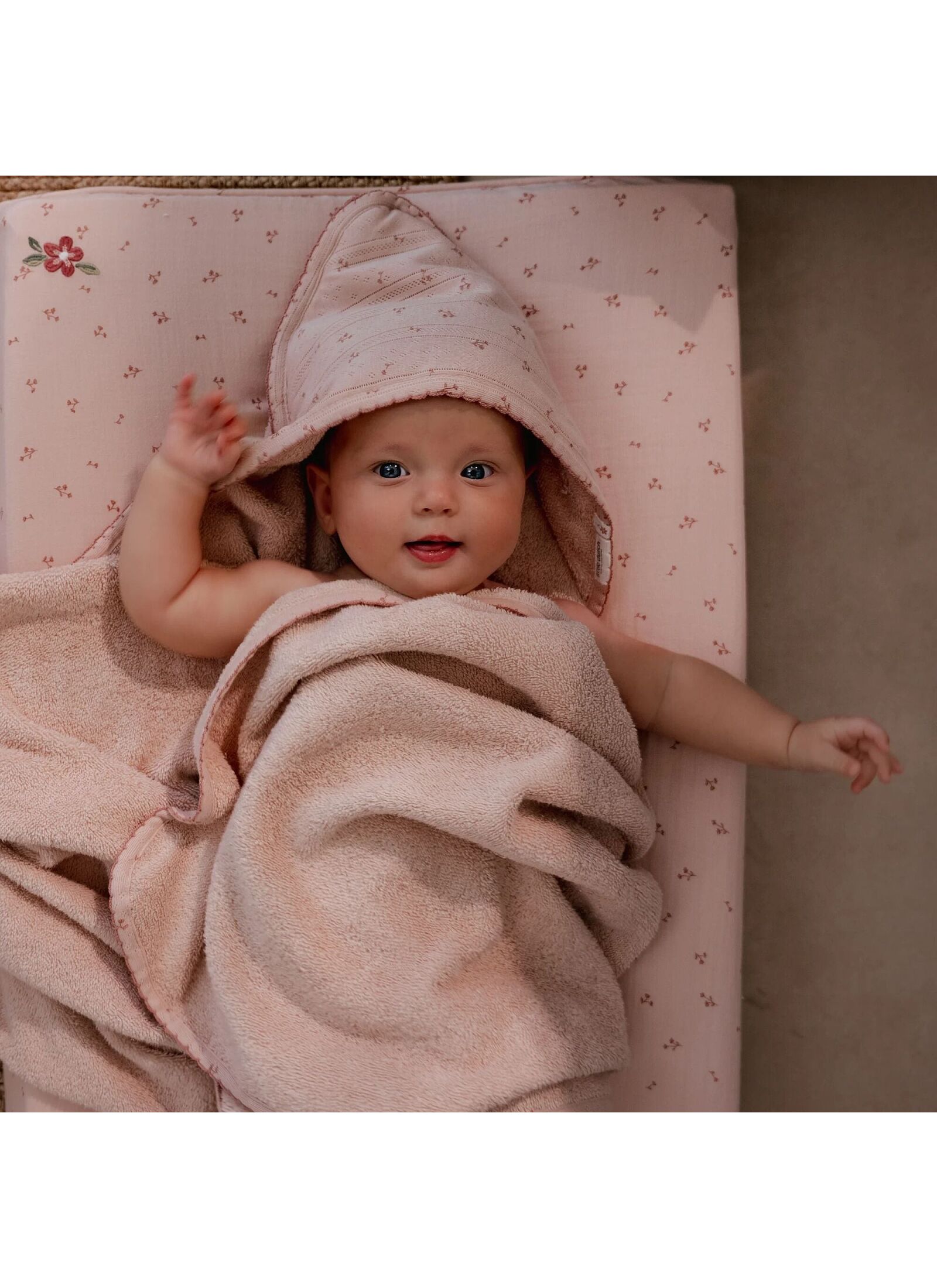 HOODED PURE BLOSSOM