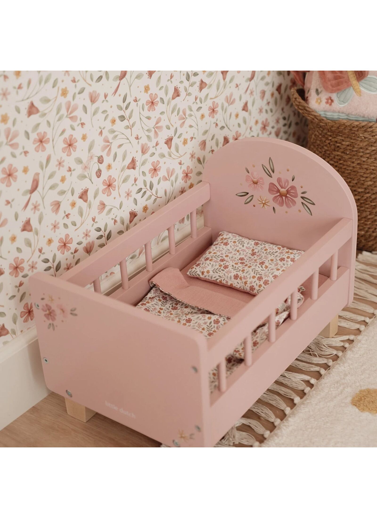 DOLL CRIB VINTAGE PINK