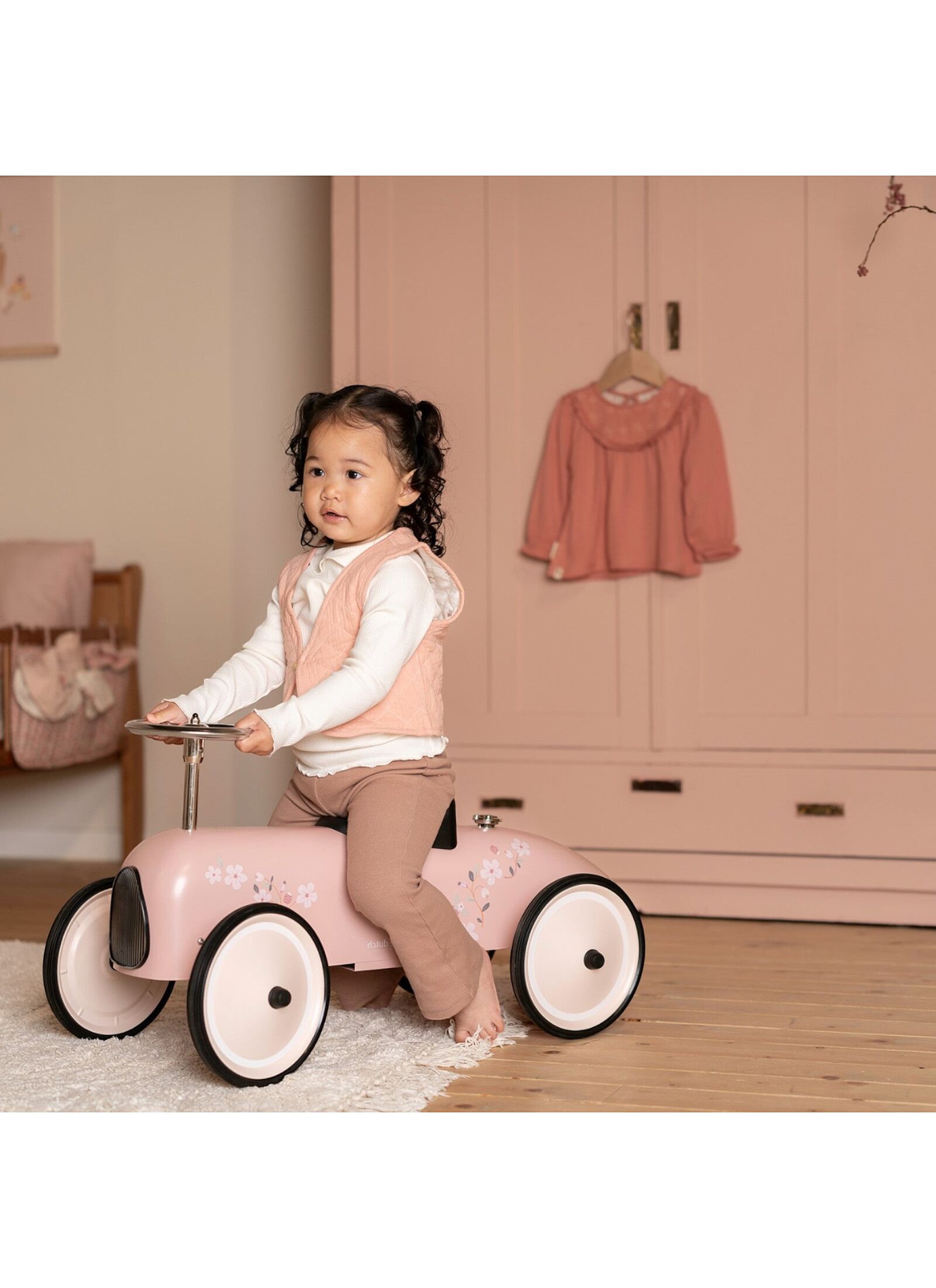 VEHICLE RETRO PINK