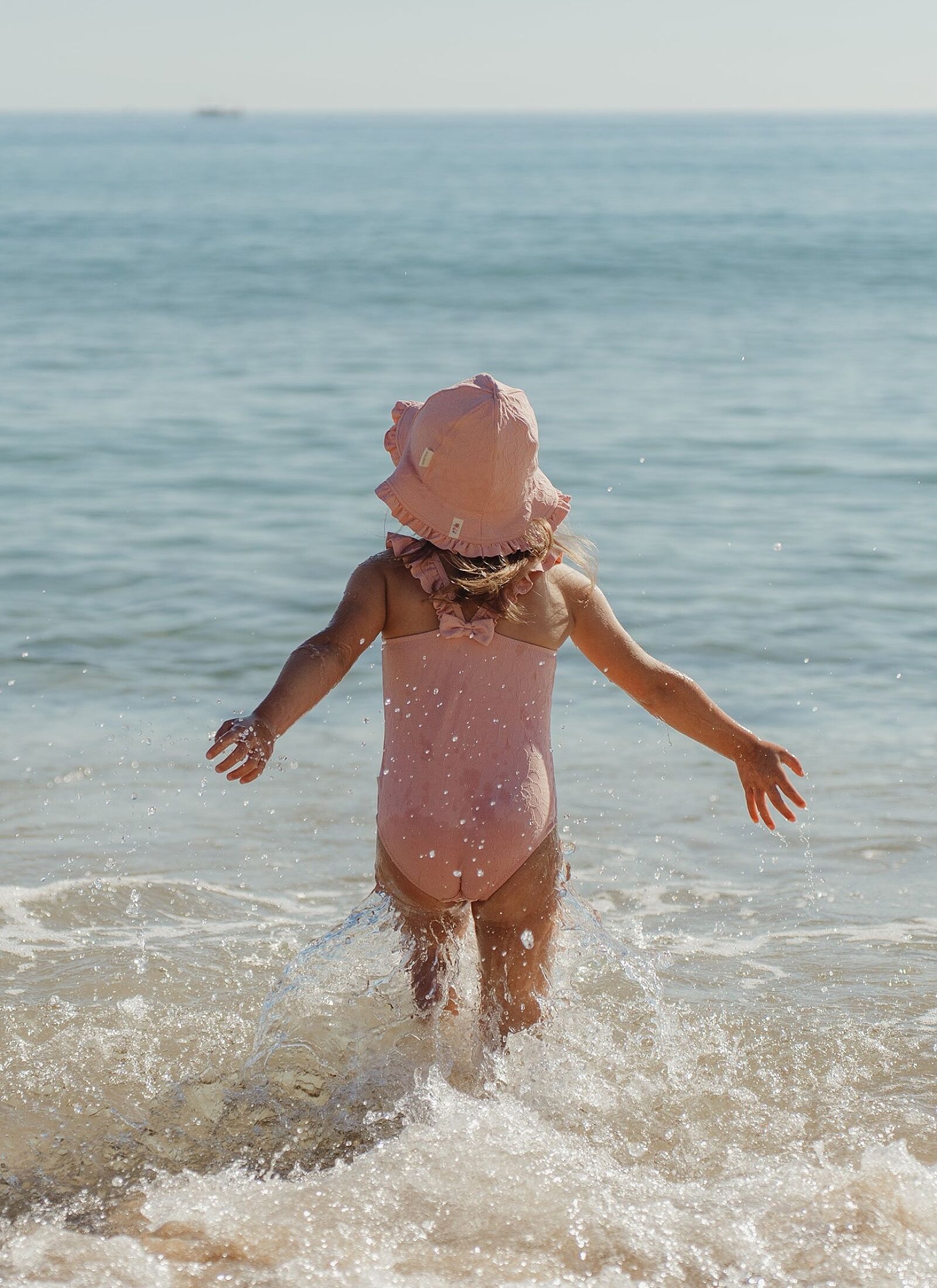 HAT DREAMY PINK ROSE