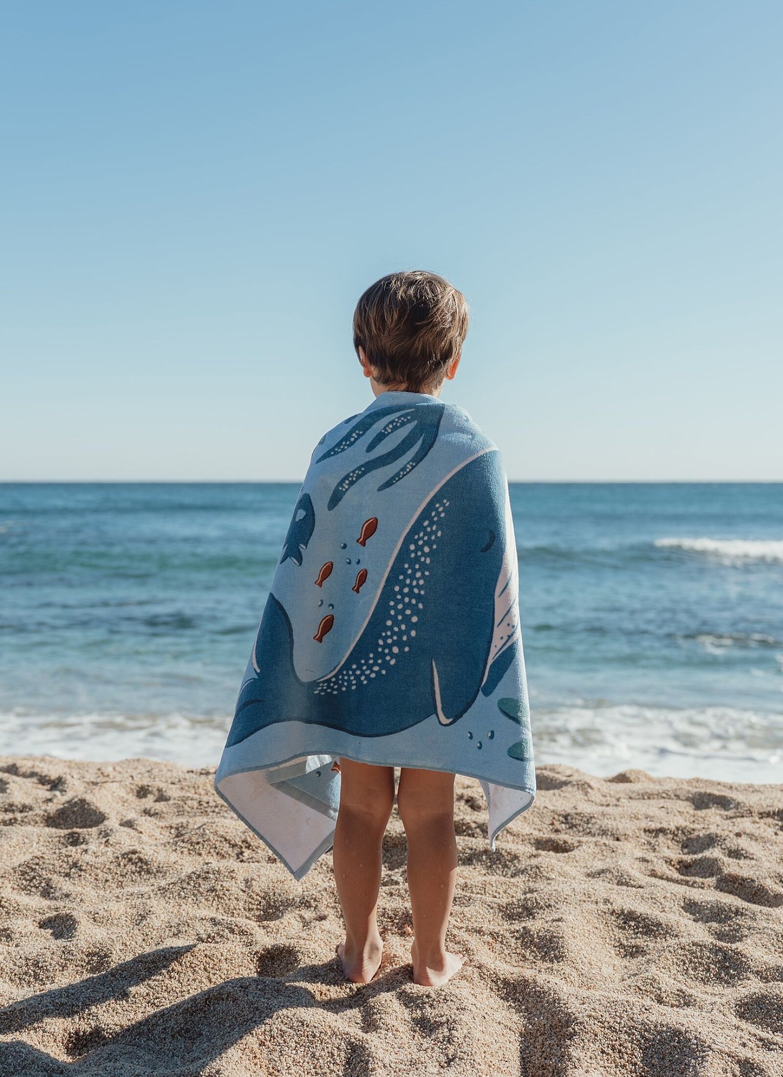 CHILDREN'S BEACH TOWEL OCEAN WORLD BLUE