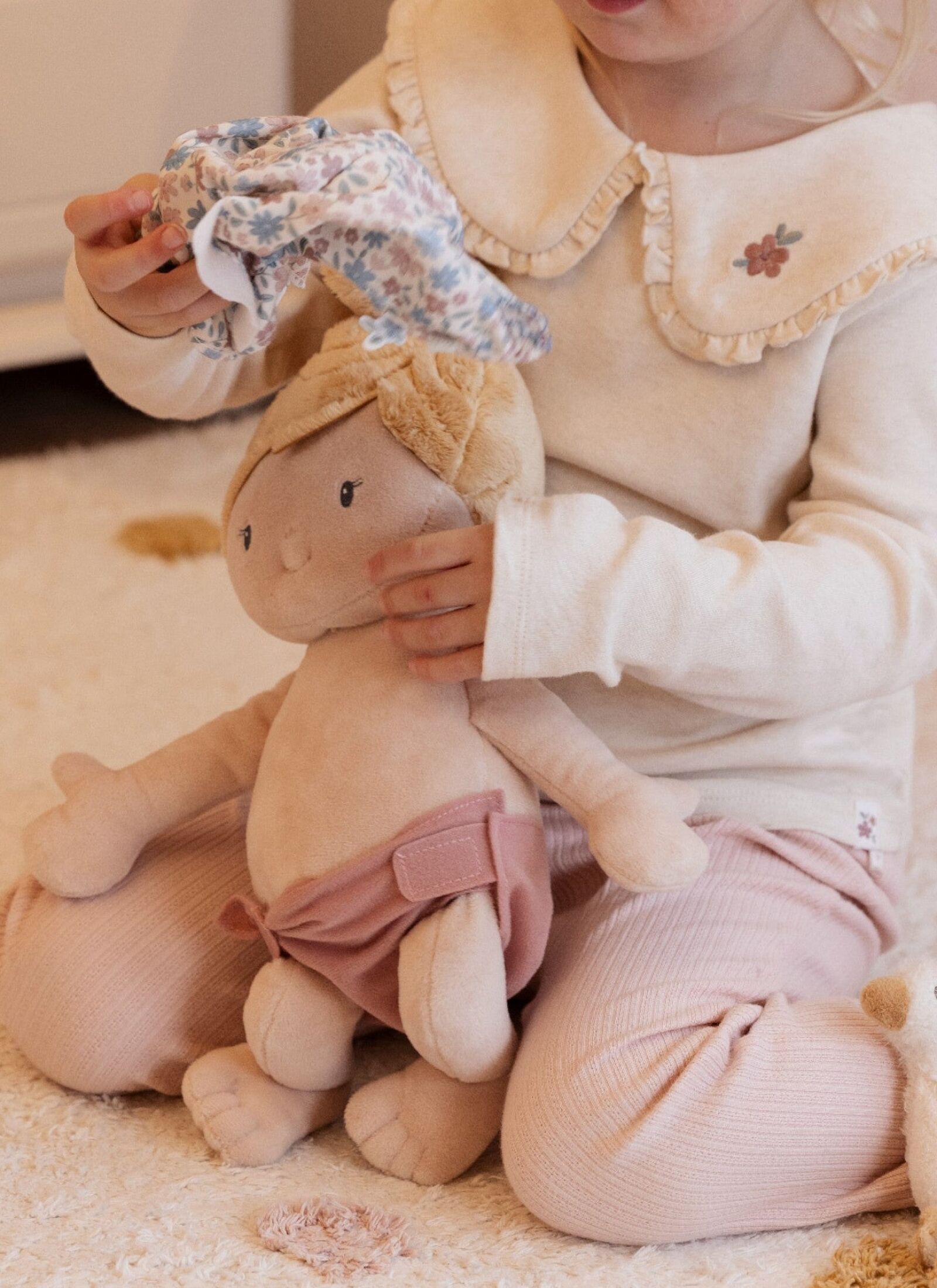 BABY DOLL JULIA