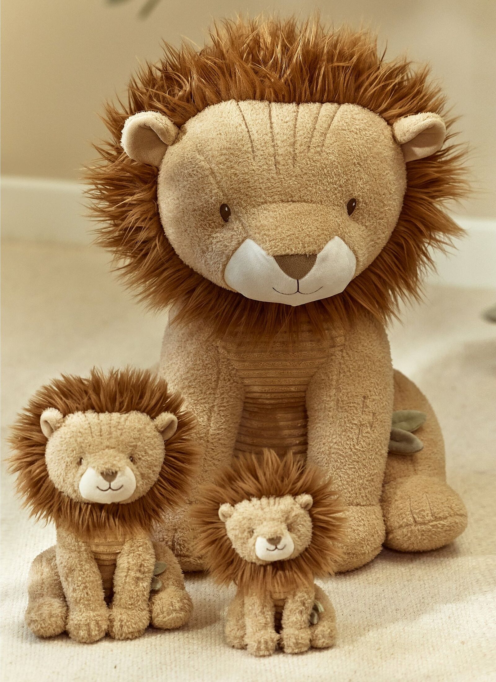 SOFT TOY 25CM LION SAFARI FRIENDS