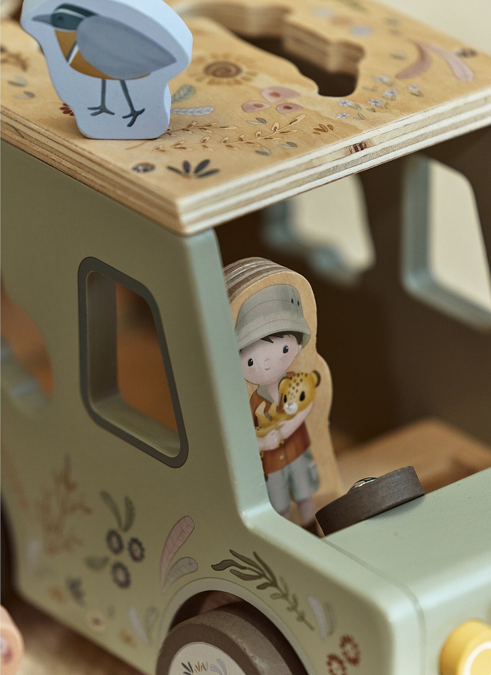 SHAPE SORTER SAFARI FRIENDS