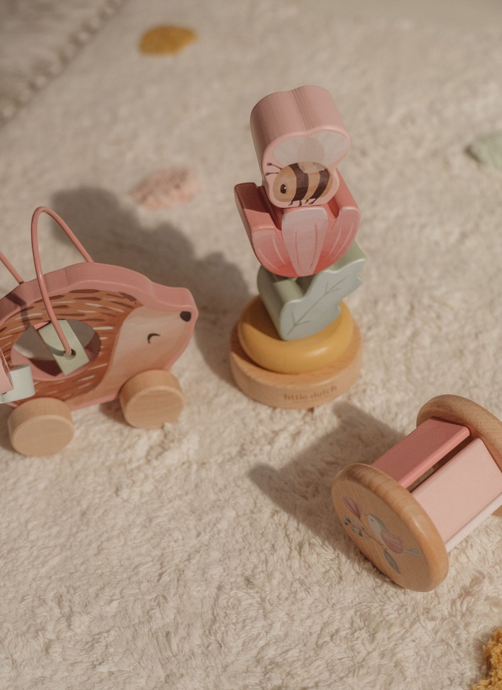 WOODEN TOY FAIRY GARDEN