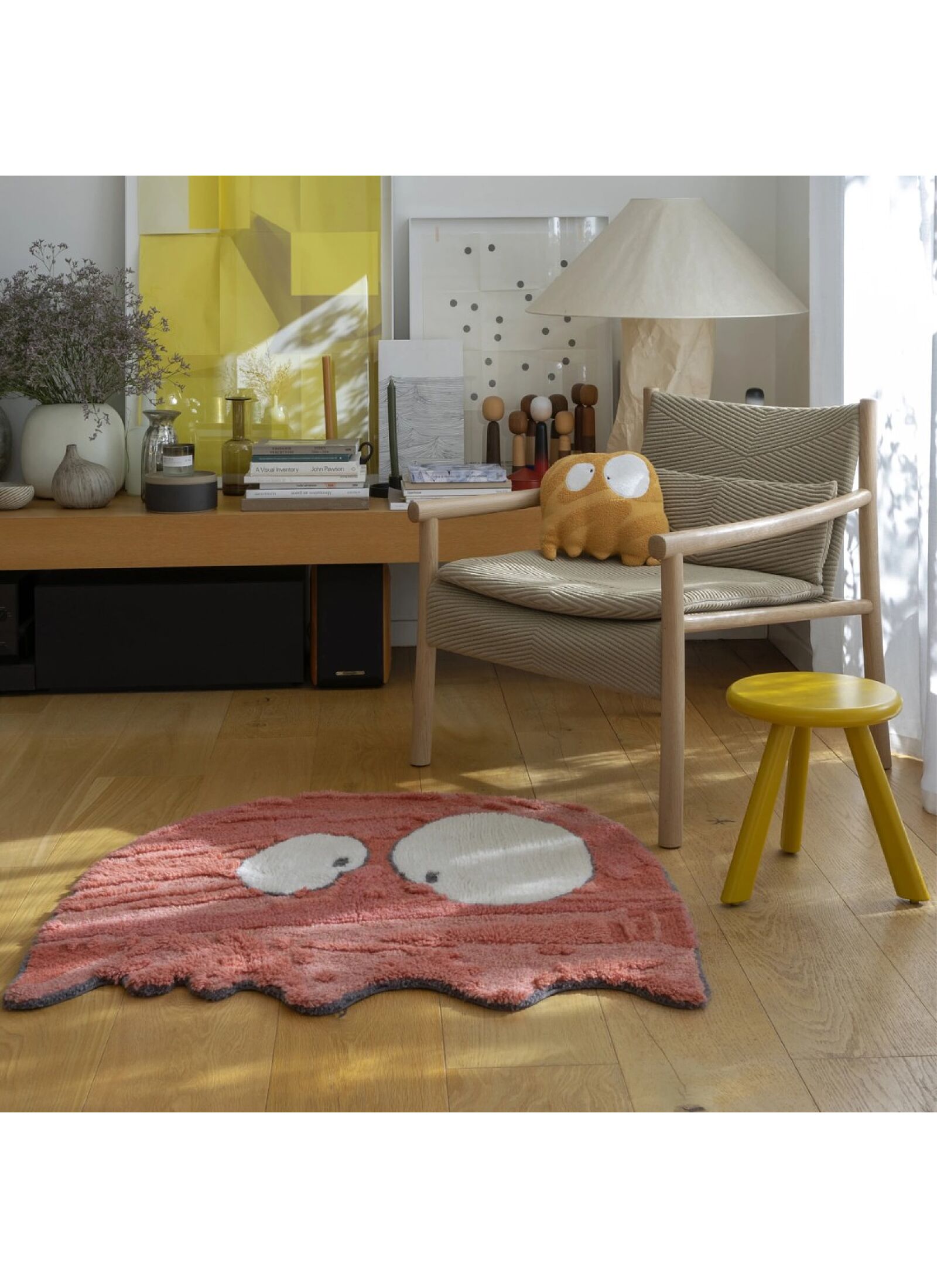 CUSHION GHOSTY