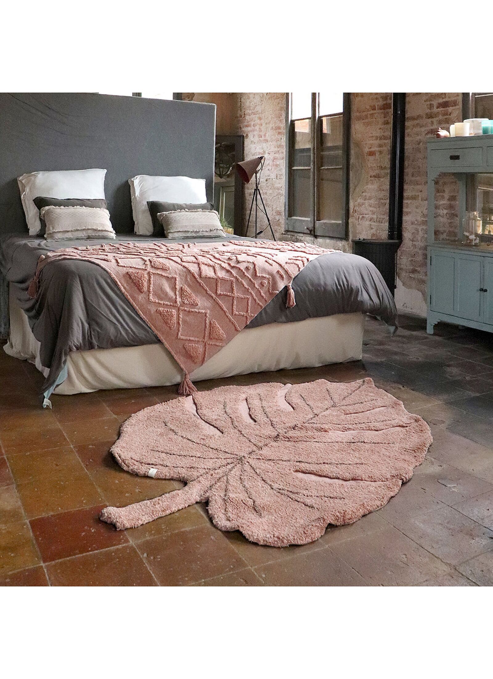 RUG MONSTERA VINTAGE NUDE (120X180)