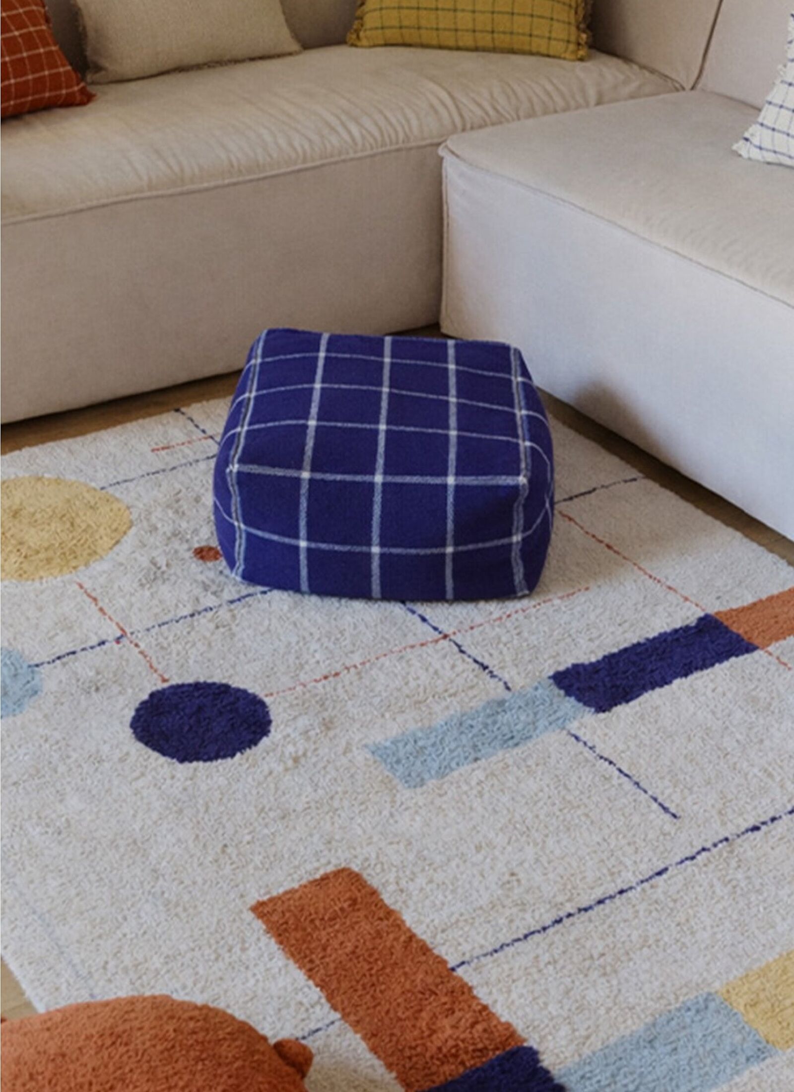 RUG GEOMETRICAL SHAPES (140X200)