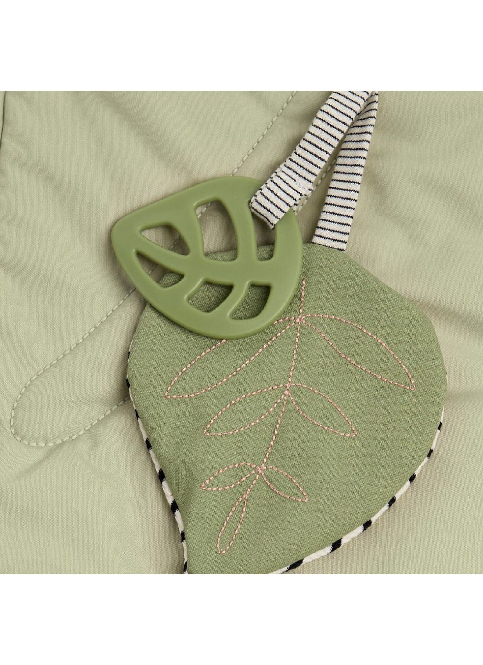 ACTIVITY MAT LEAF