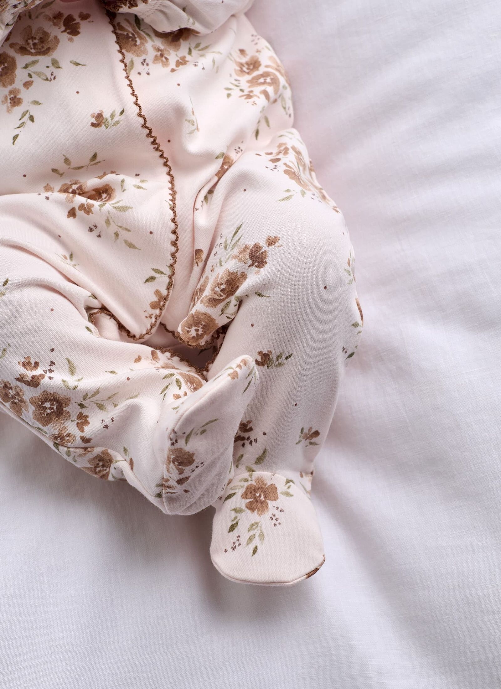 LONG-SLEEVED JUMPSUIT LARGE FLORAL