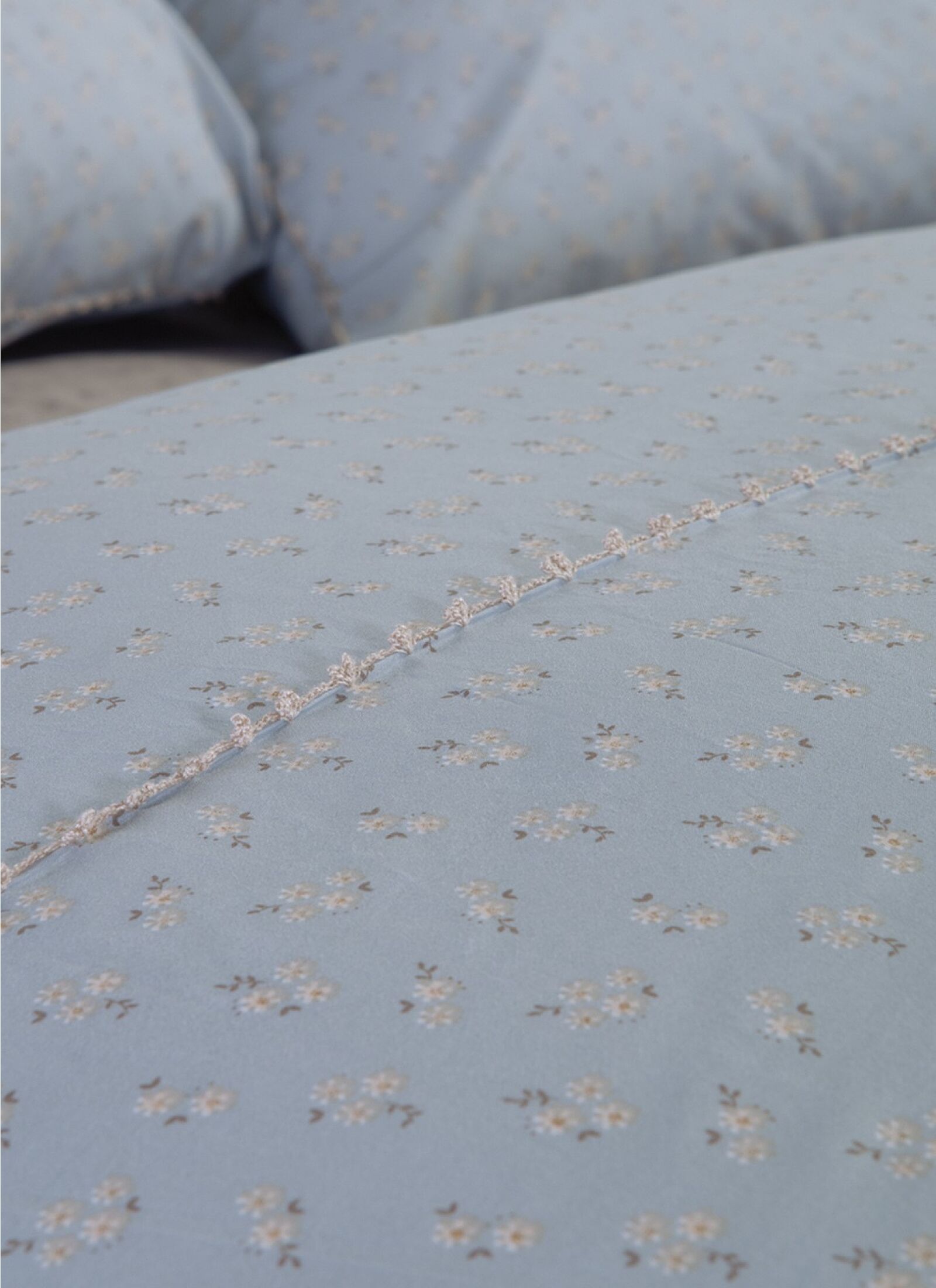 QUEEN SHEET SET JUDITH GREY BLUE