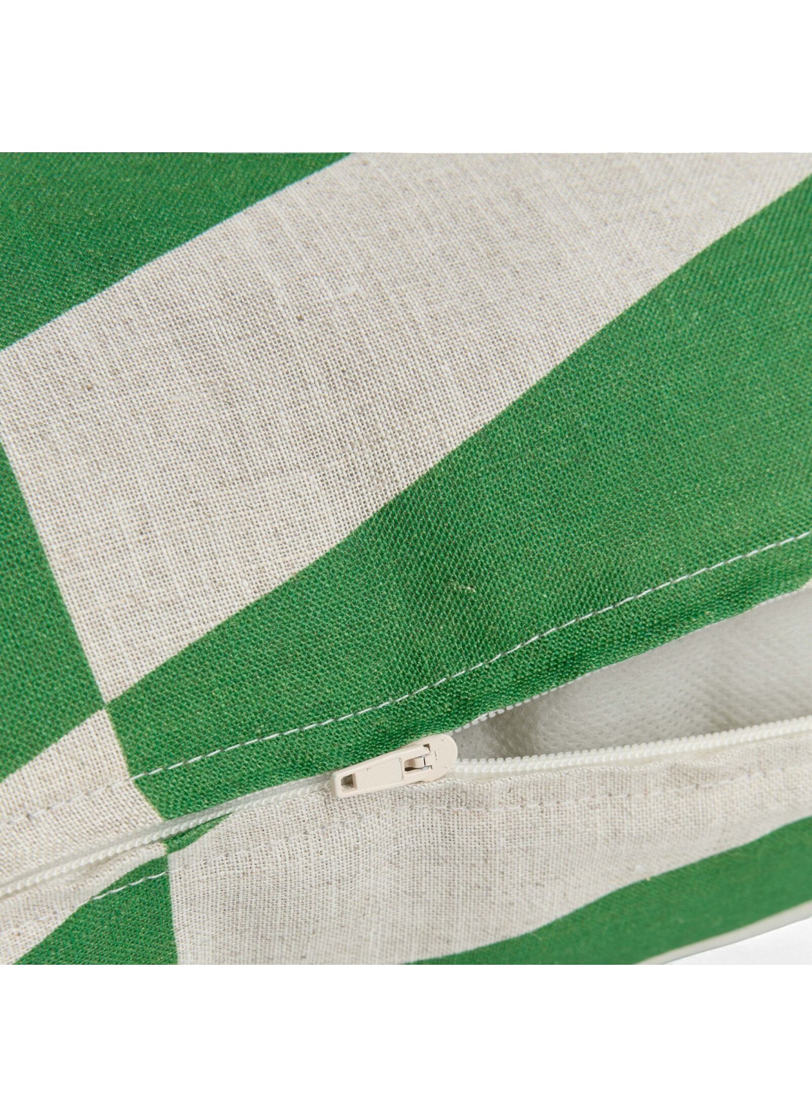 CUSHION (45X45) GREEN DIAGONAL TILES