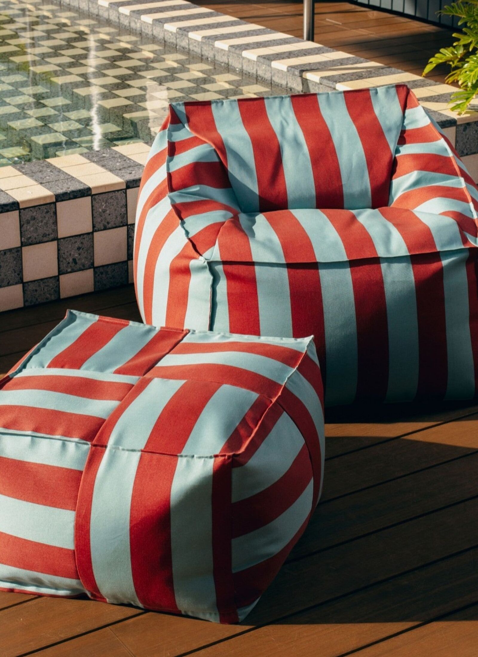 ADULTS' OUTDOOR POUF CHAIRS TOFFEE BLUE STRIPES