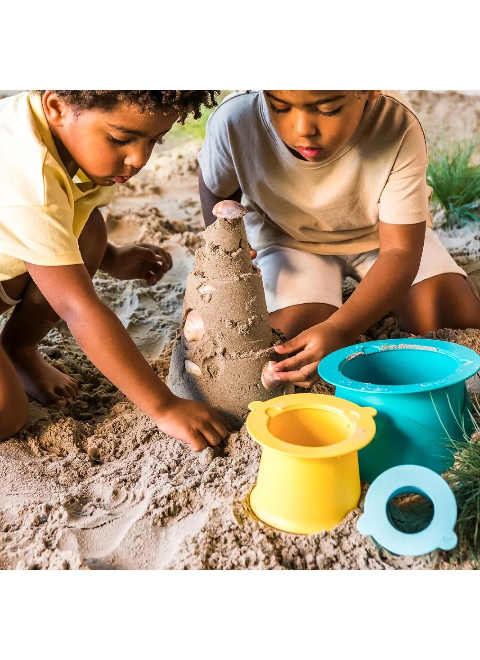 SANDCASTLE BUILDER ALTO LAGOON