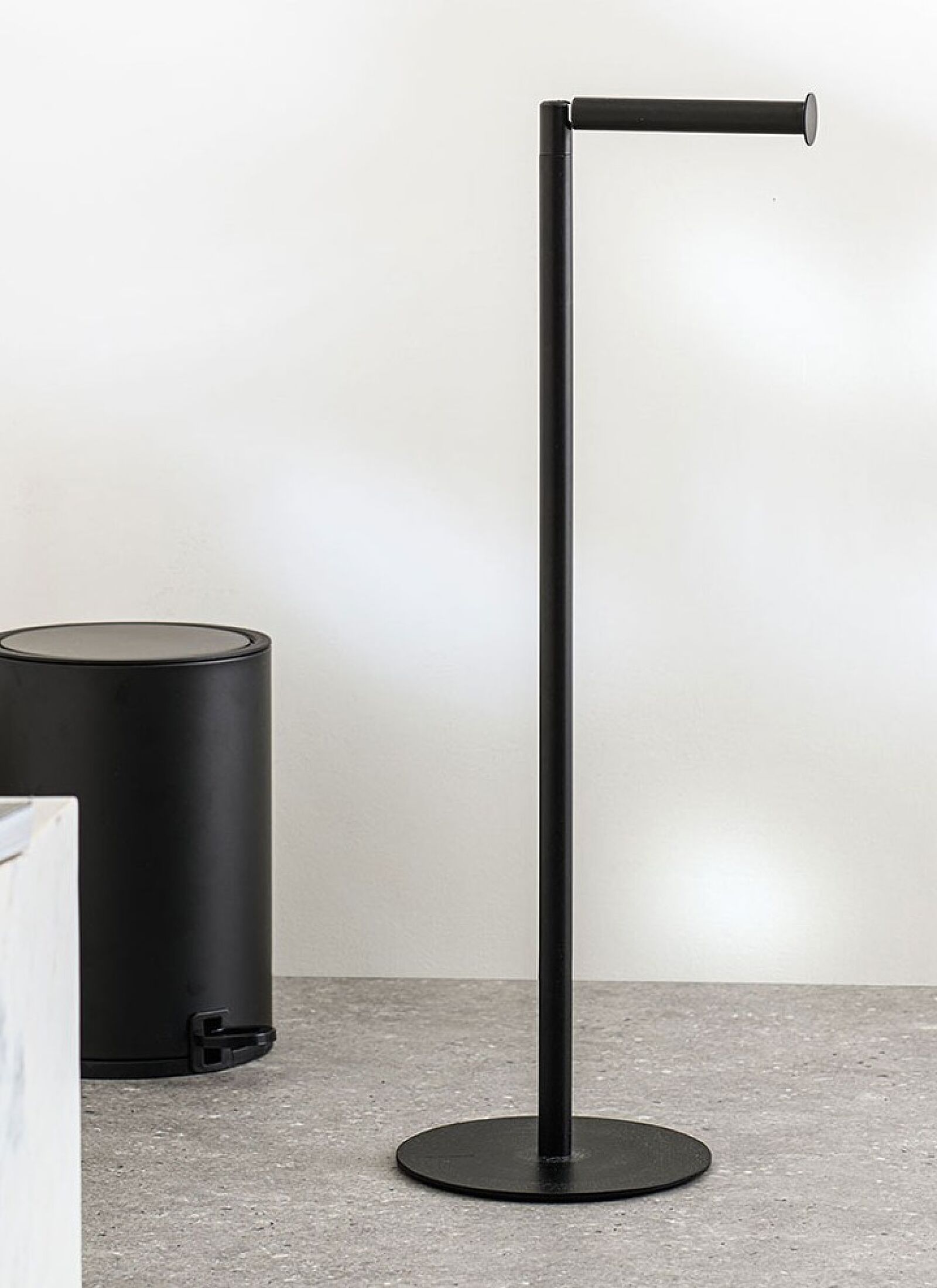 FLOOR-STANDING MAPPING RACK WITH PLACE FOR SPARE ROLLS INDUSTRIAL BLACK