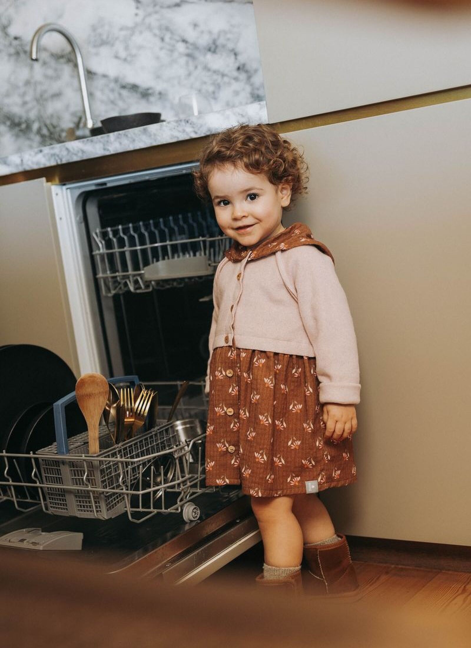 LONG SLEEVE DRESS ALMOND