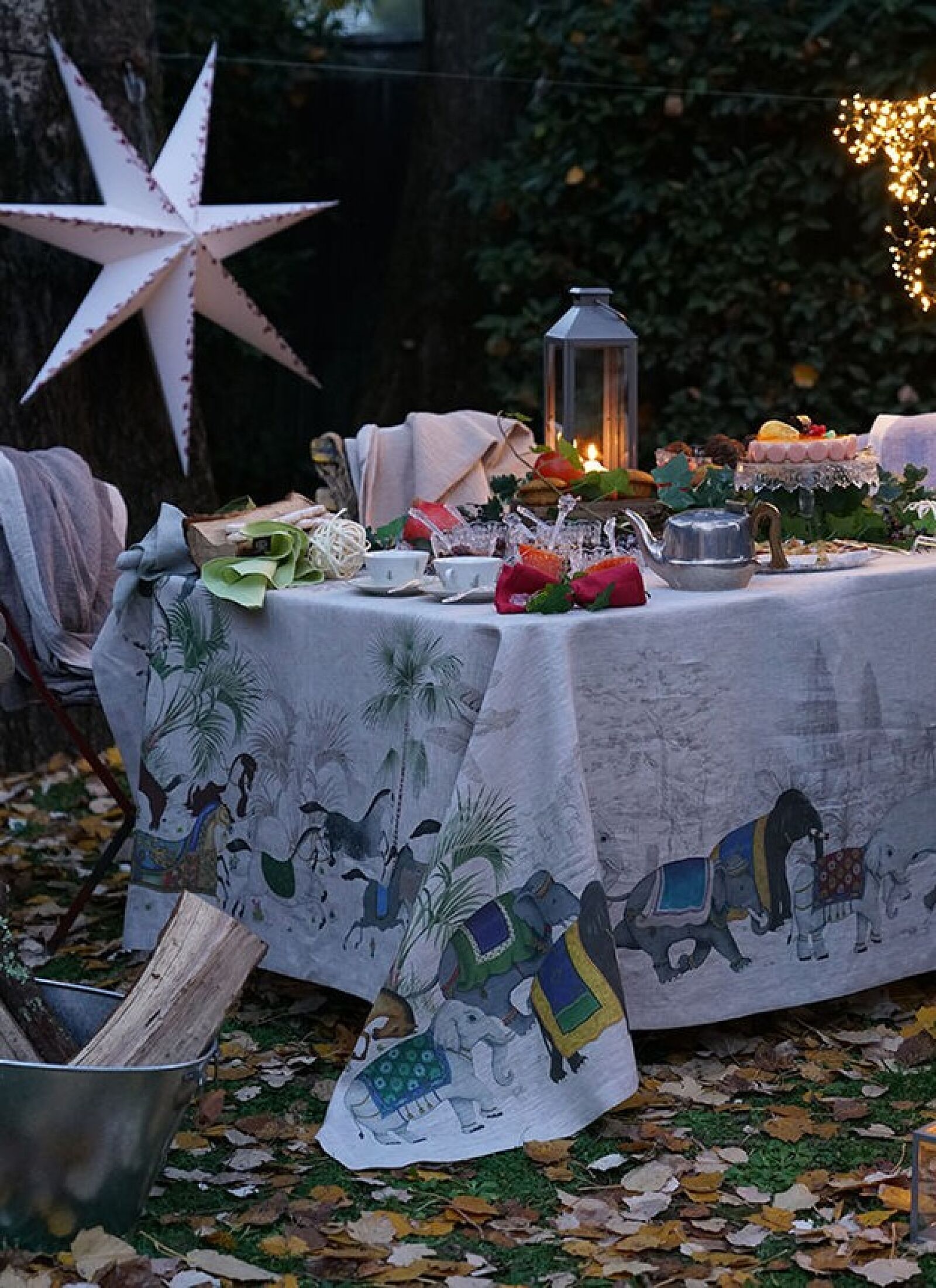 LINEN TABLECLOTH BARNUM