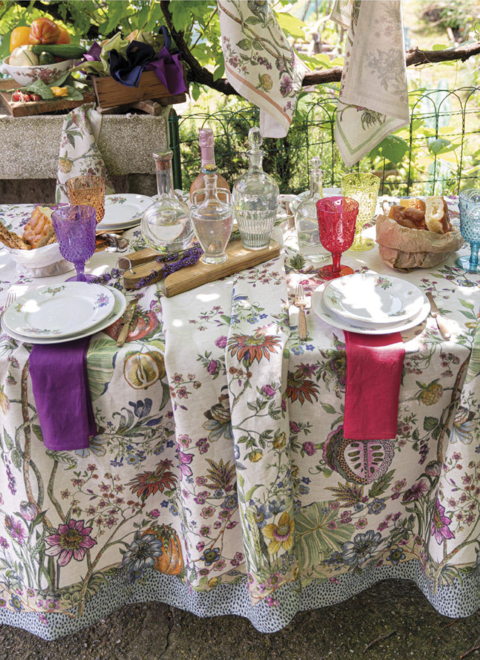 LINEN TABLECLOTH BILOBA