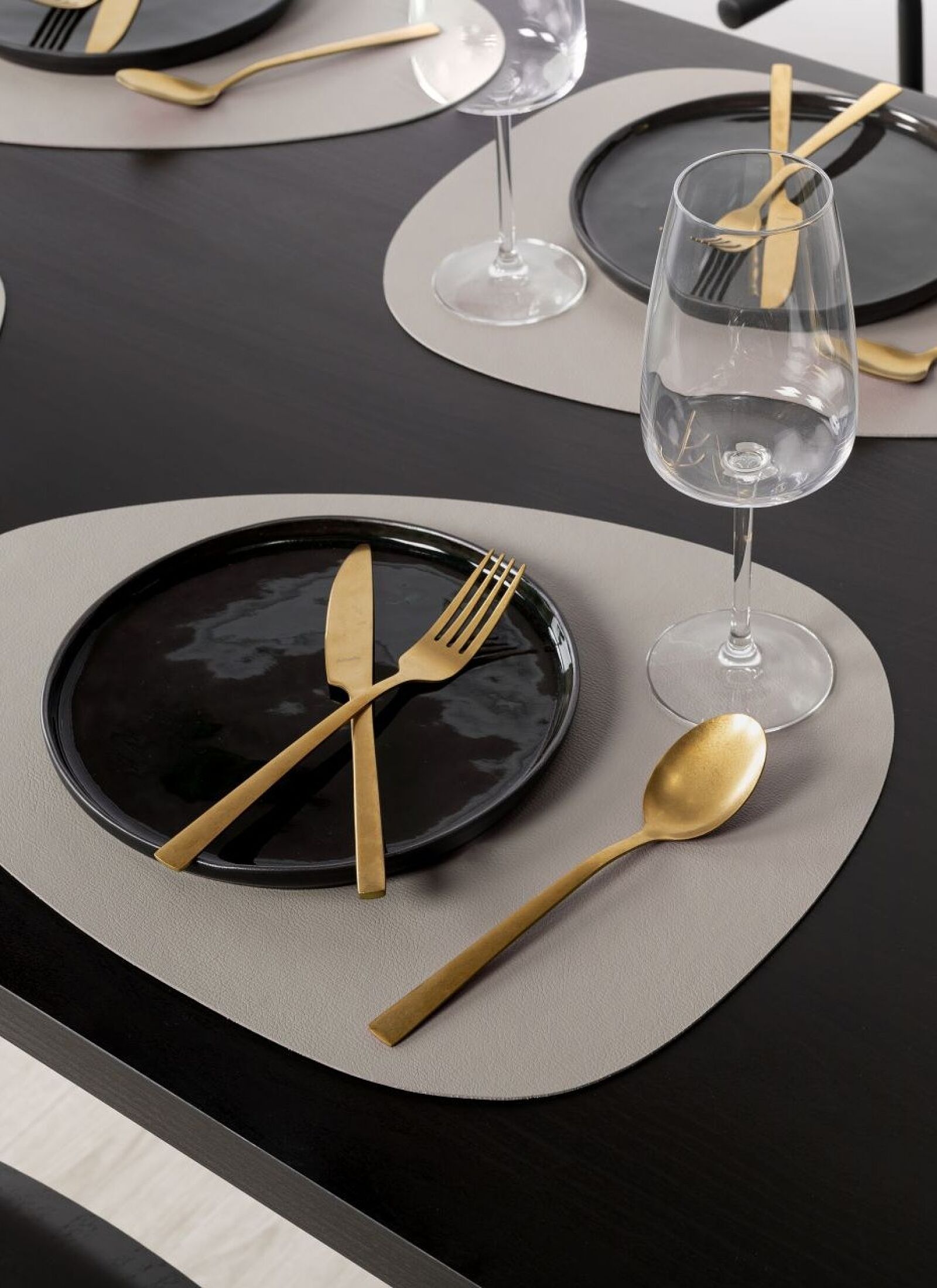 PLACEMAT TOGO STONE CARAMEL