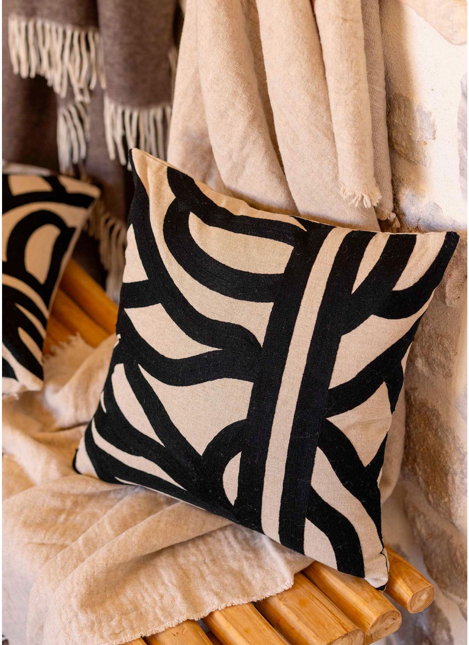 CUSHION EZIA OMBRE (45X45)