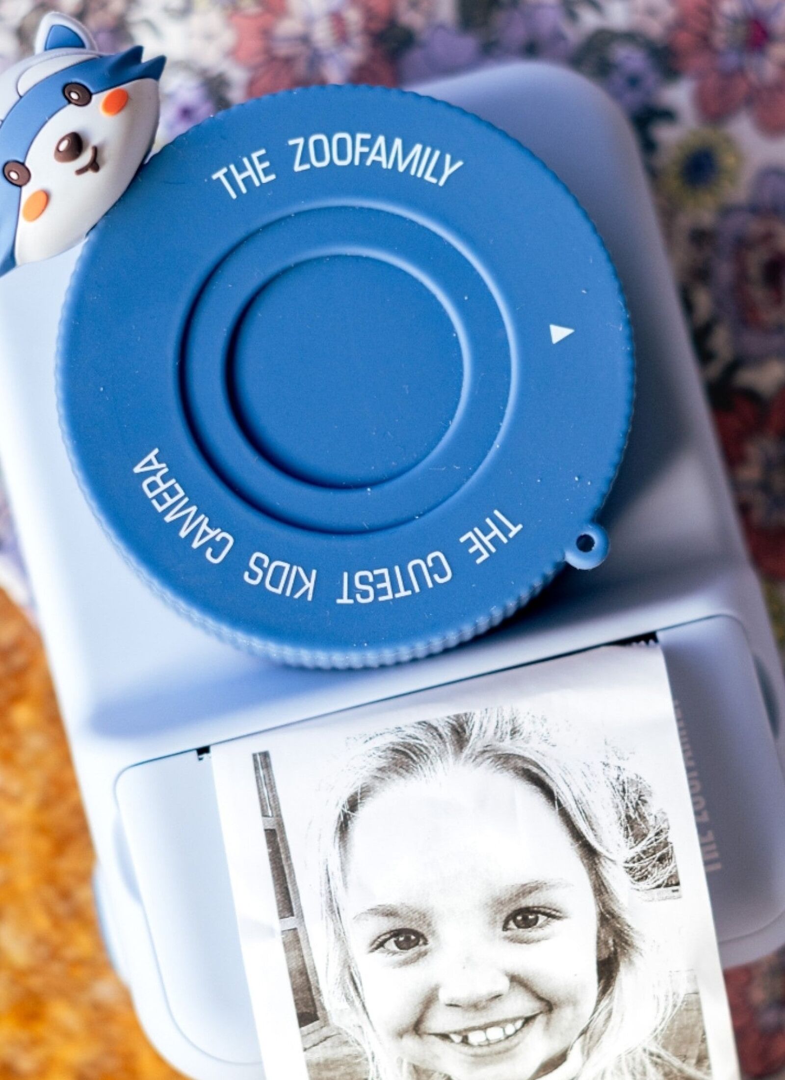 CAMERA WITH BUILT-N PRINTER ZOO PRINT RACCOON