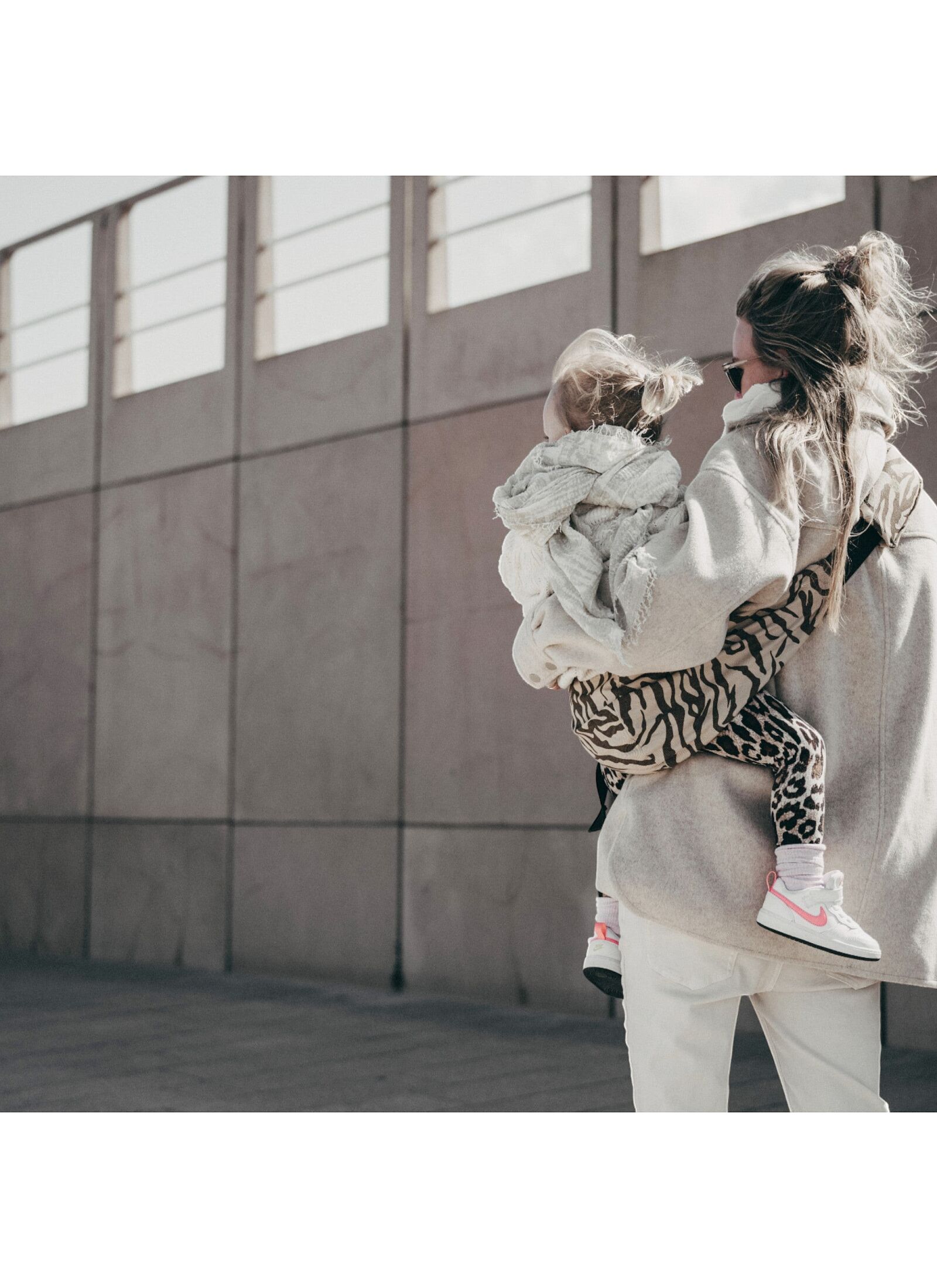 ZEBRA BABY CARRIER