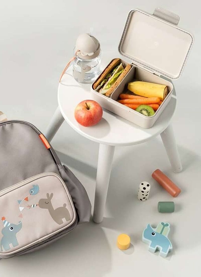 LUNCH BOX CELEBRATION SAND