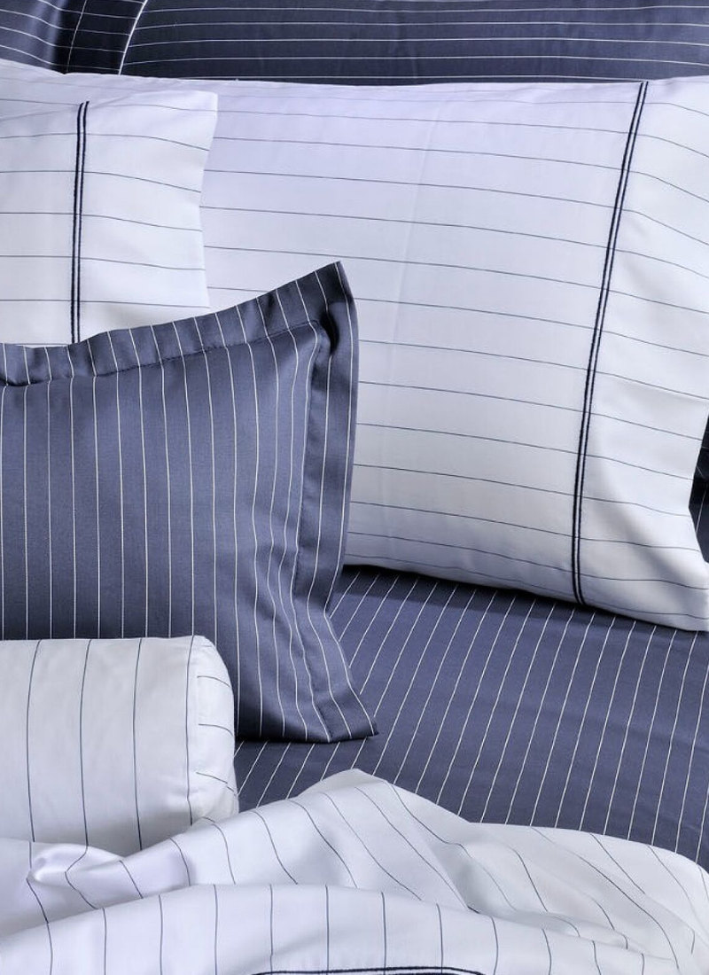 QUEEN SHEET SET PIN STRIPE BLUE (S883)