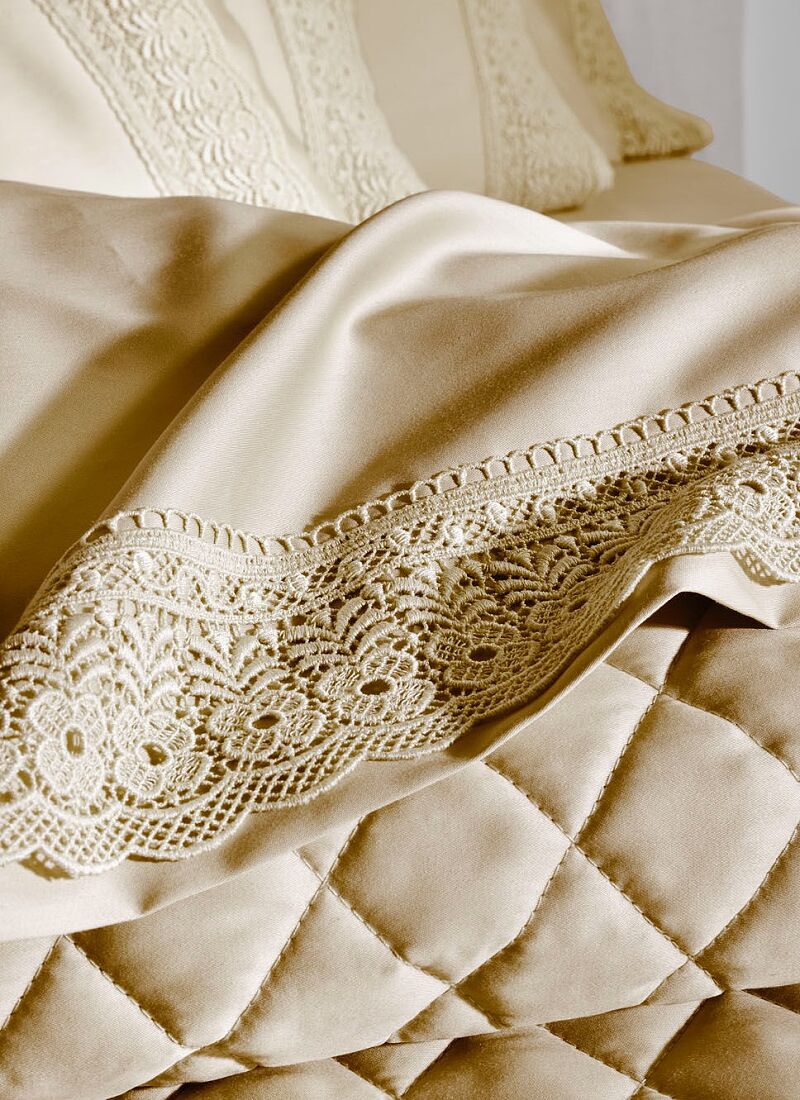 QUEEN SHEET SET LACE SAND (S250/3)