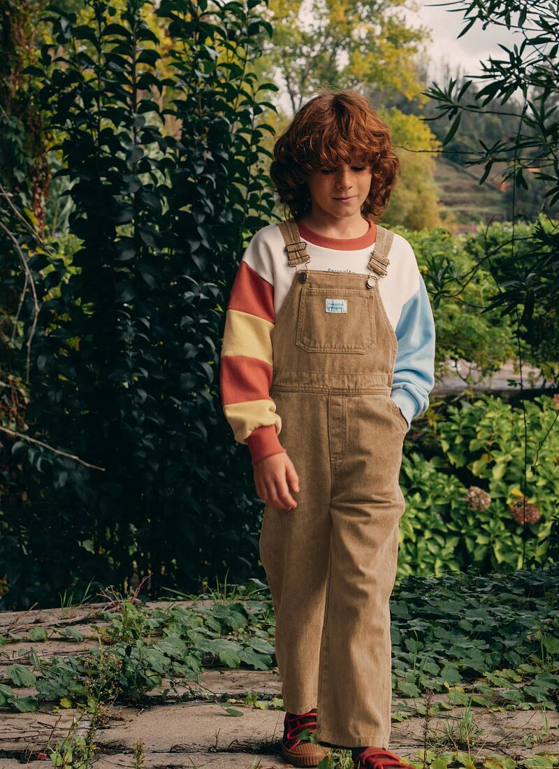 OVERALLS TRAIN STATION