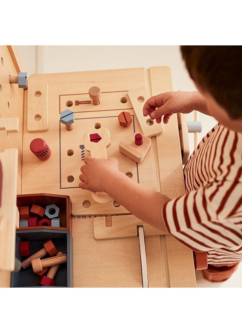 KIDS HUB TOOL BENCH