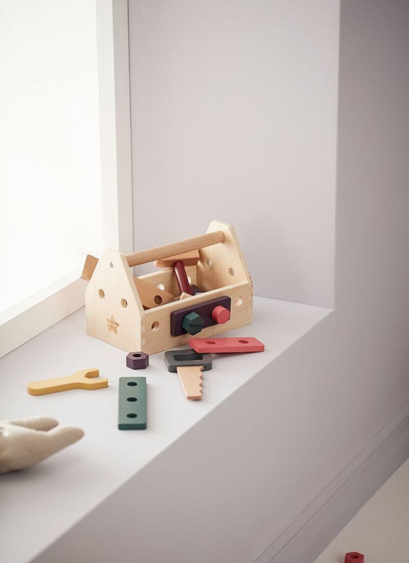 TOOL BOX KID'S HUB