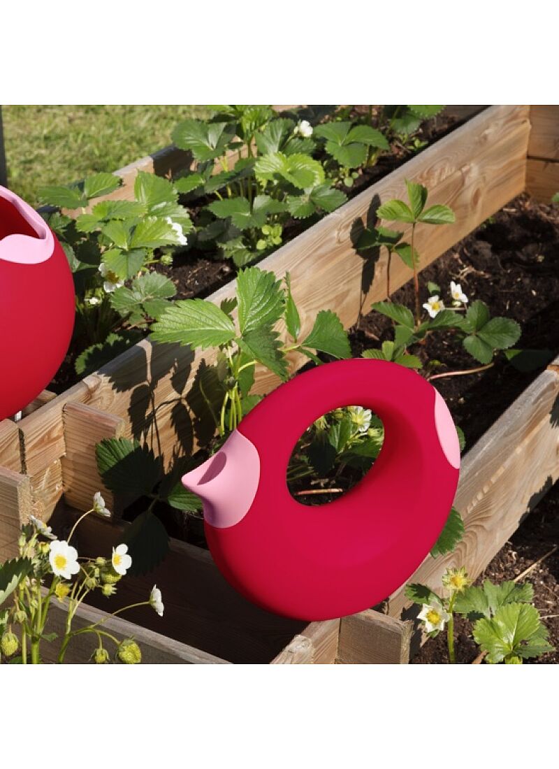 WATERING CAN (1Lt) CHERRY