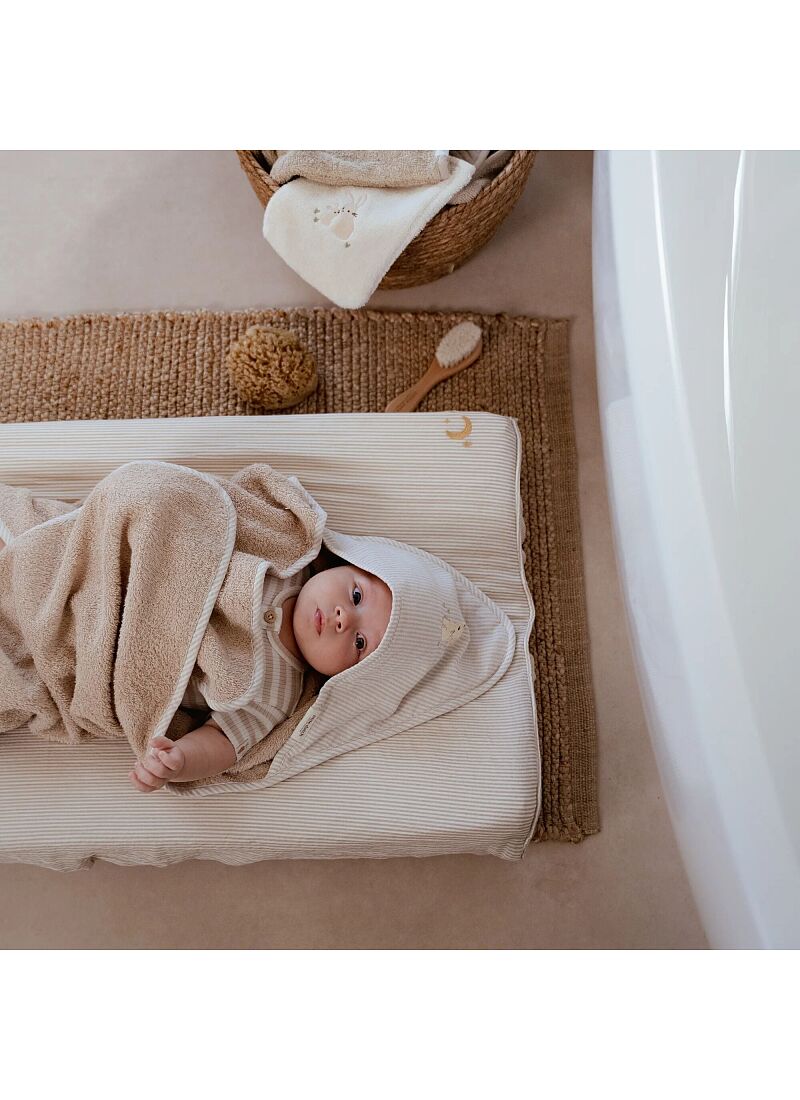 HOODED BABY BUNNY