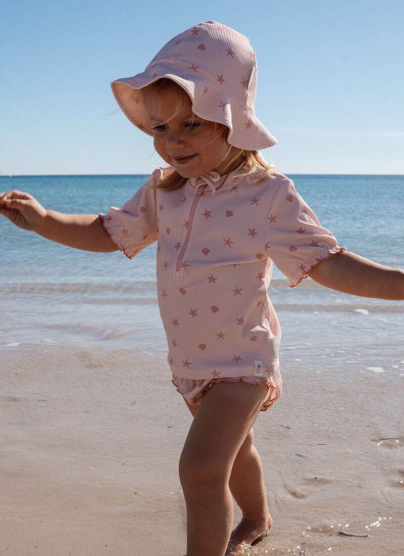 HAT DREAMY SEASHELLS