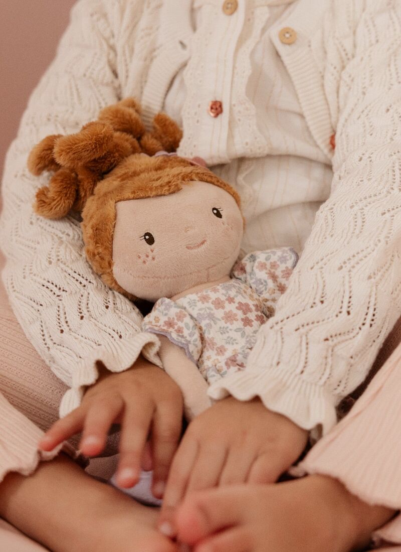 MEDIUM DOLL AVA