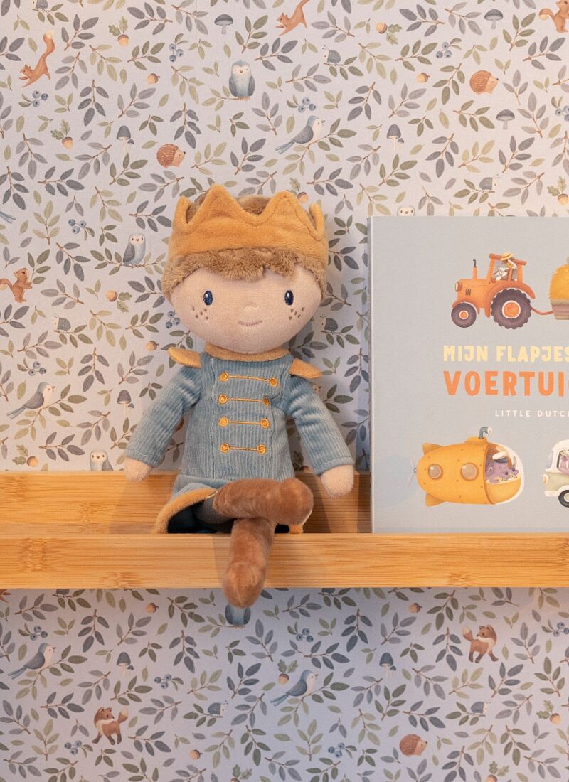 MEDIUM DOLL PRINCE JIM
