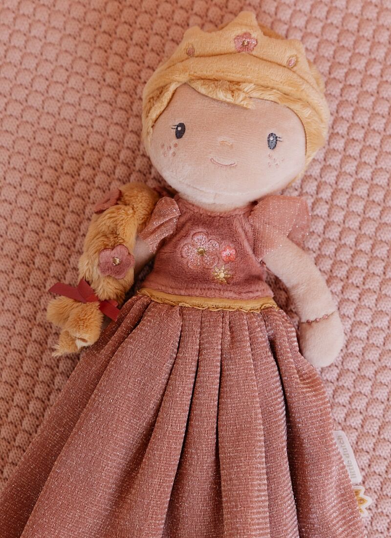 MEDIUM DOLL PRINCESS JULIA